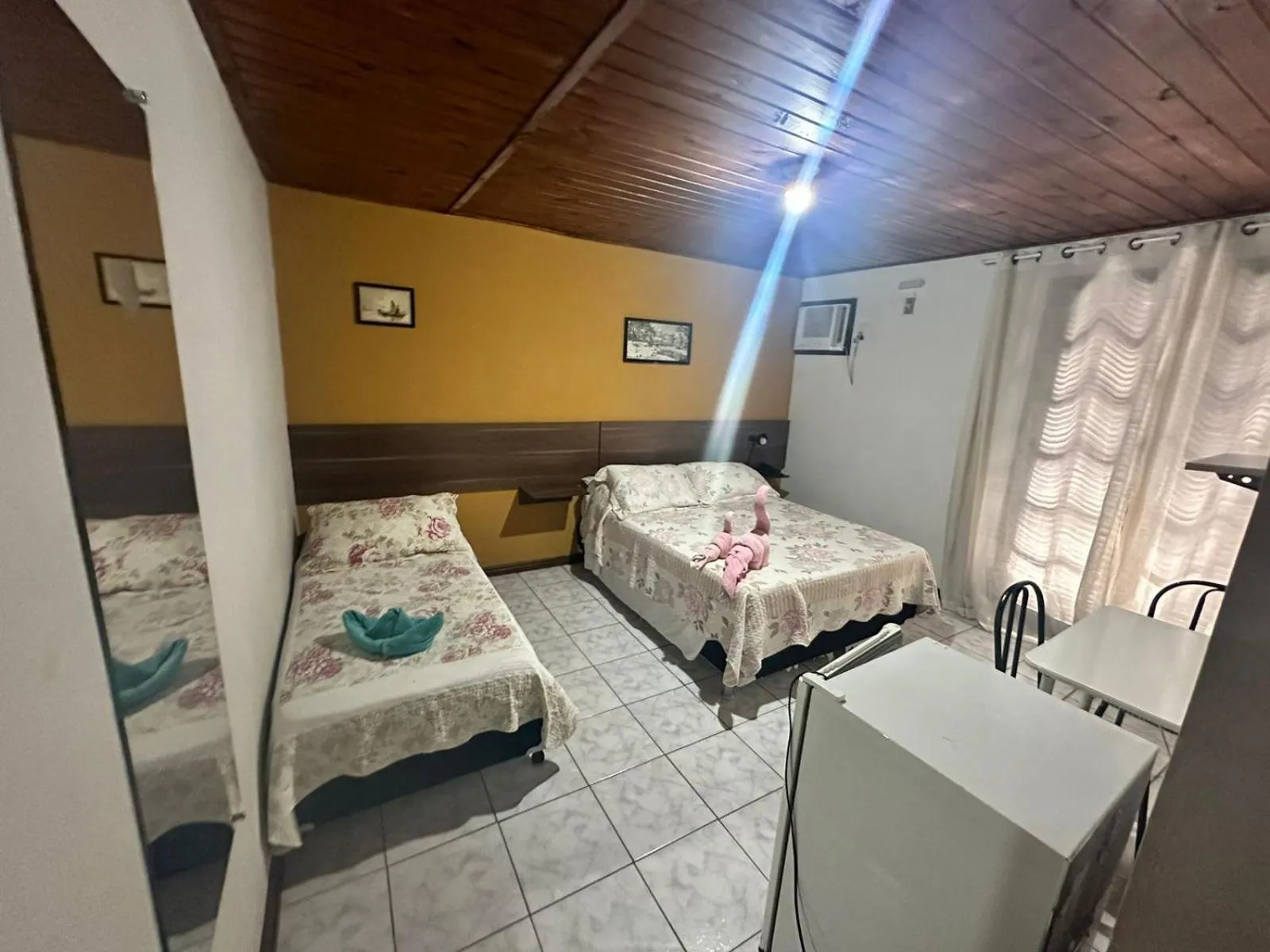 Bedroom, Bed in Hotel Halloween Inn Penedo