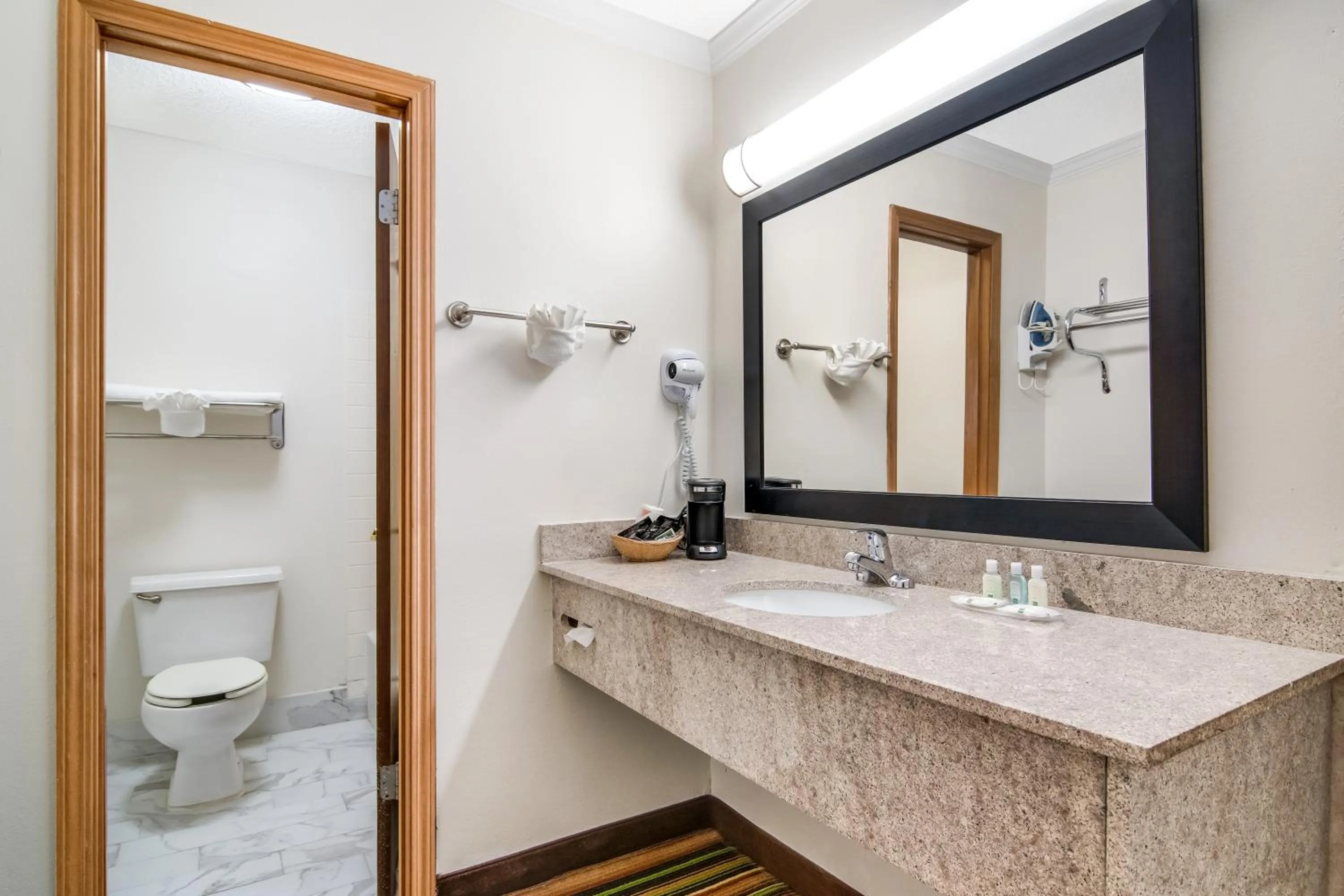 Bathroom in Quality Inn Marietta near Dobbins ARB