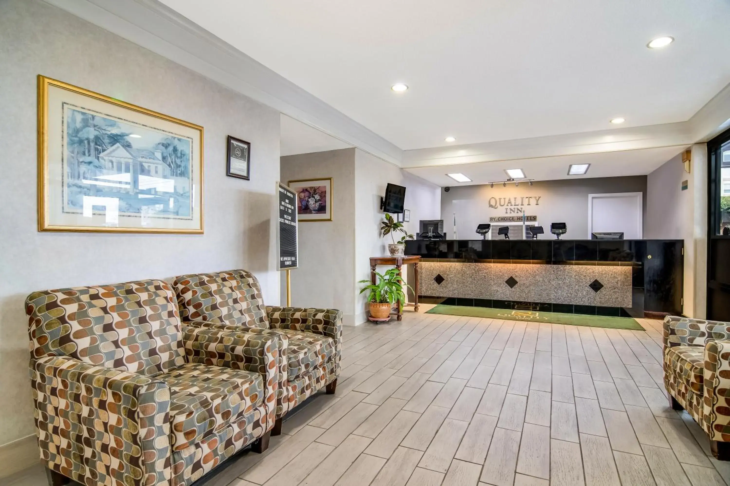 Lobby or reception in Quality Inn Marietta near Dobbins ARB Lobby or reception in Quality Inn Marietta near Dobbins ARB