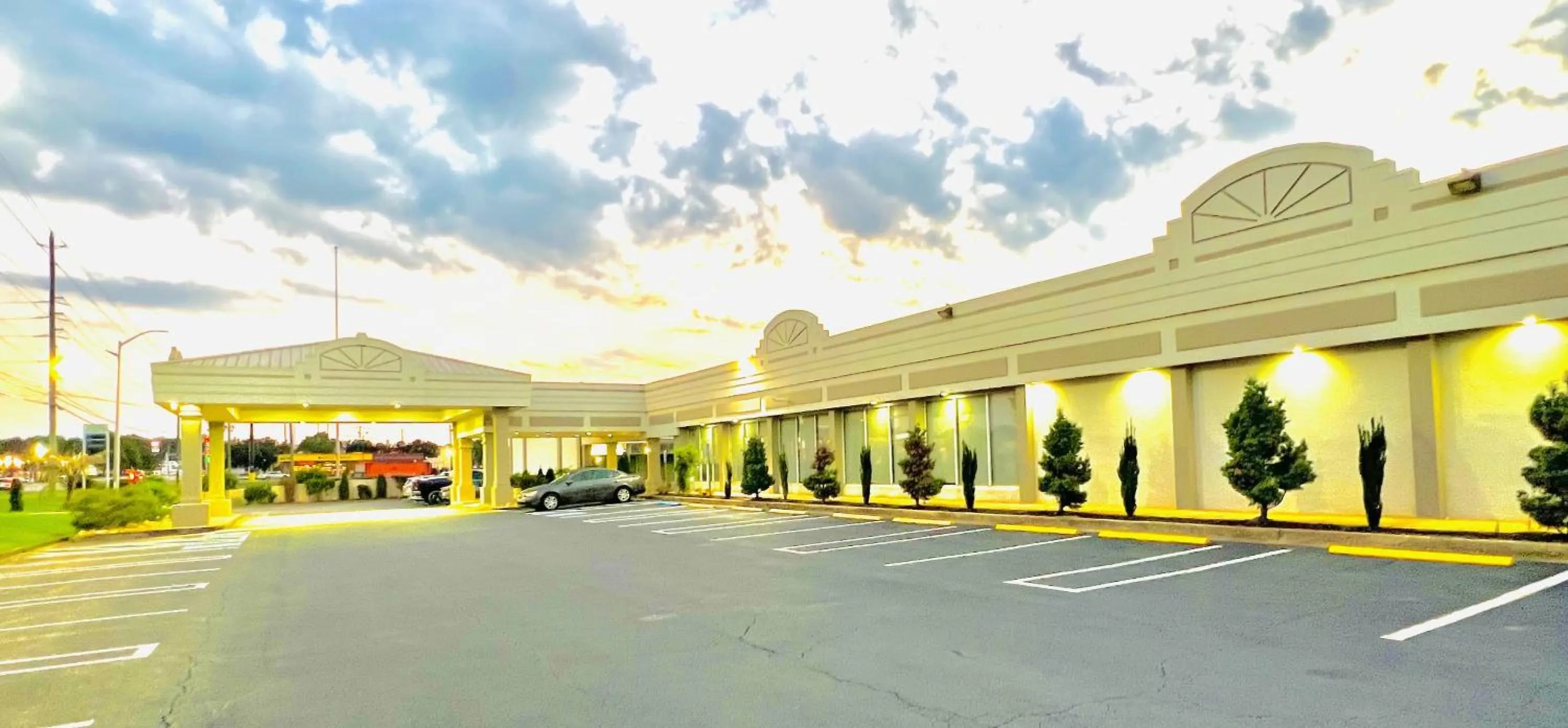 Property building in Quality Inn & Suites McDonough South I-75