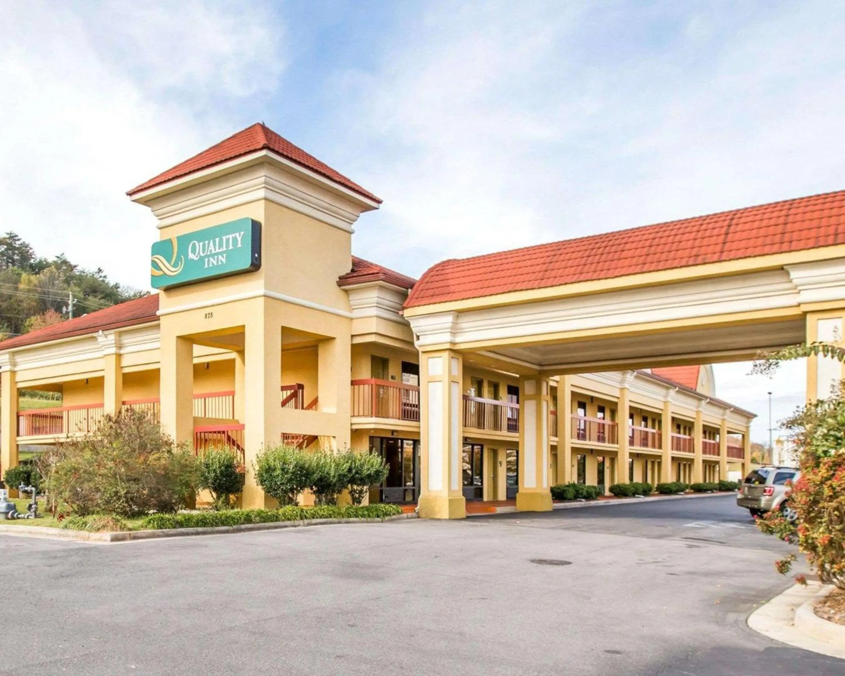 Property building in Quality Inn Dalton Central