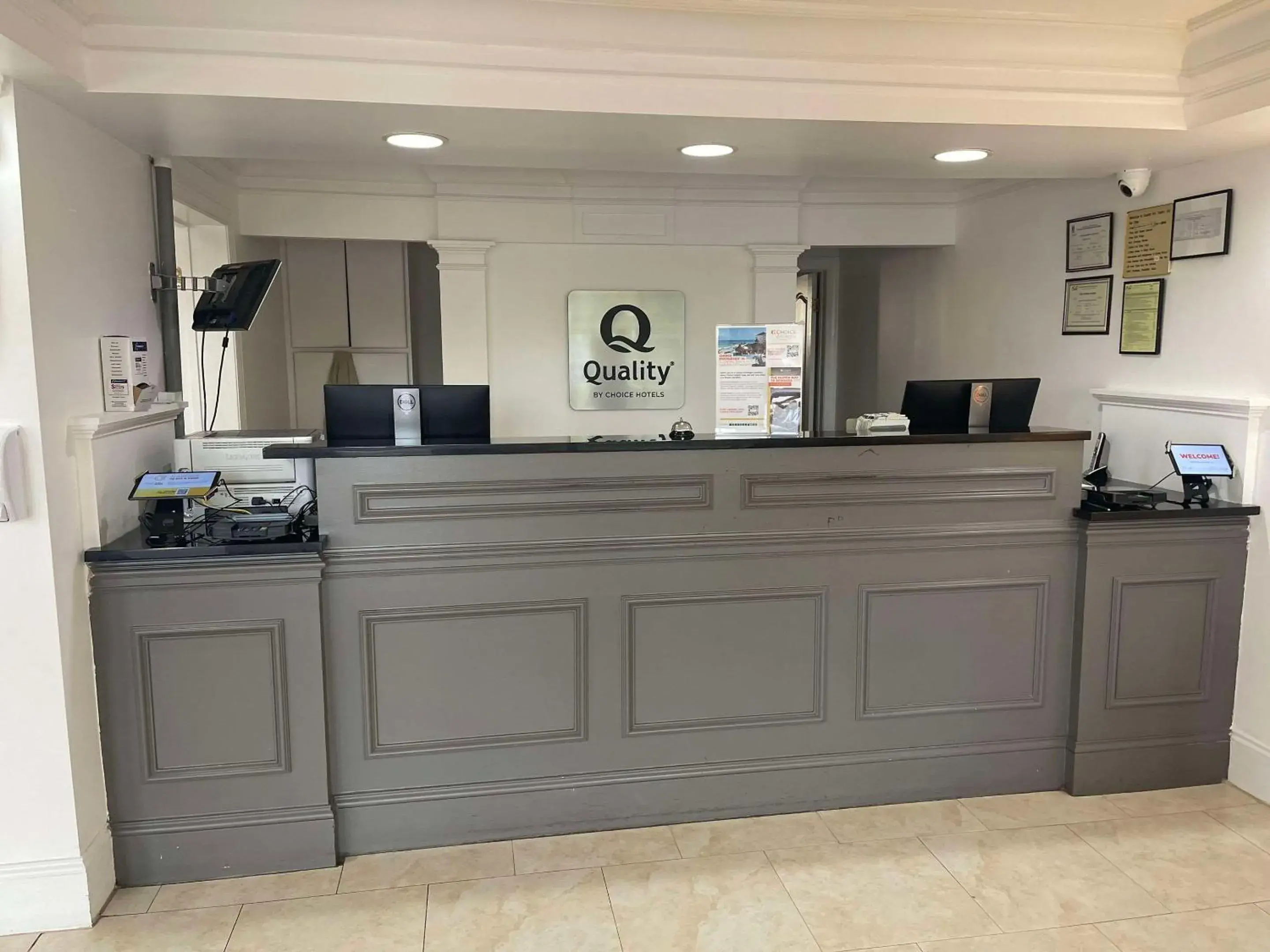 Lobby or reception in Quality Inn Dalton Central Lobby or reception in Quality Inn Dalton Central