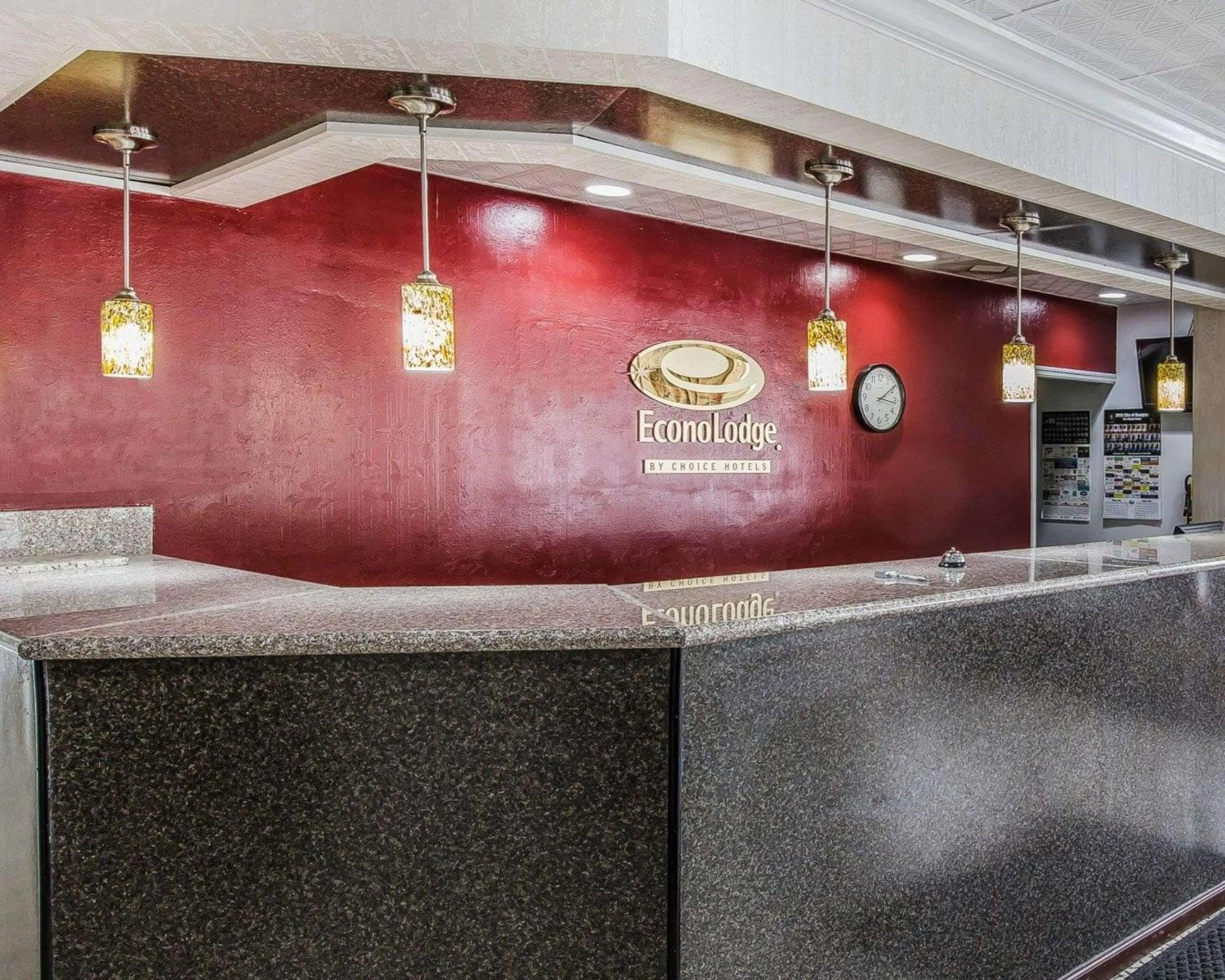 Lobby or reception in Econo Lodge Douglas
