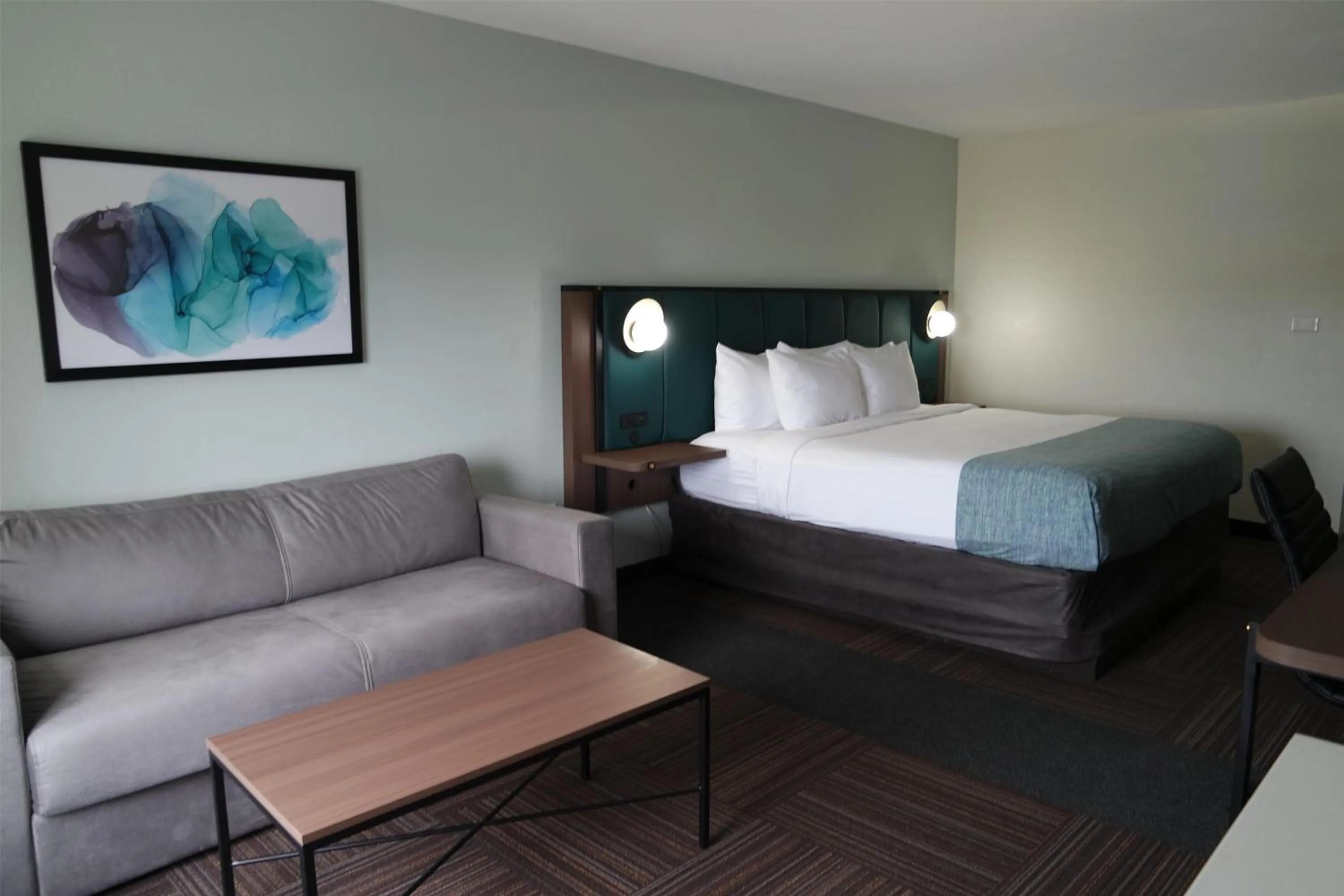 Photo of the whole room, Bed in Wingate by Wyndham Kings Bay Naval Base I-95