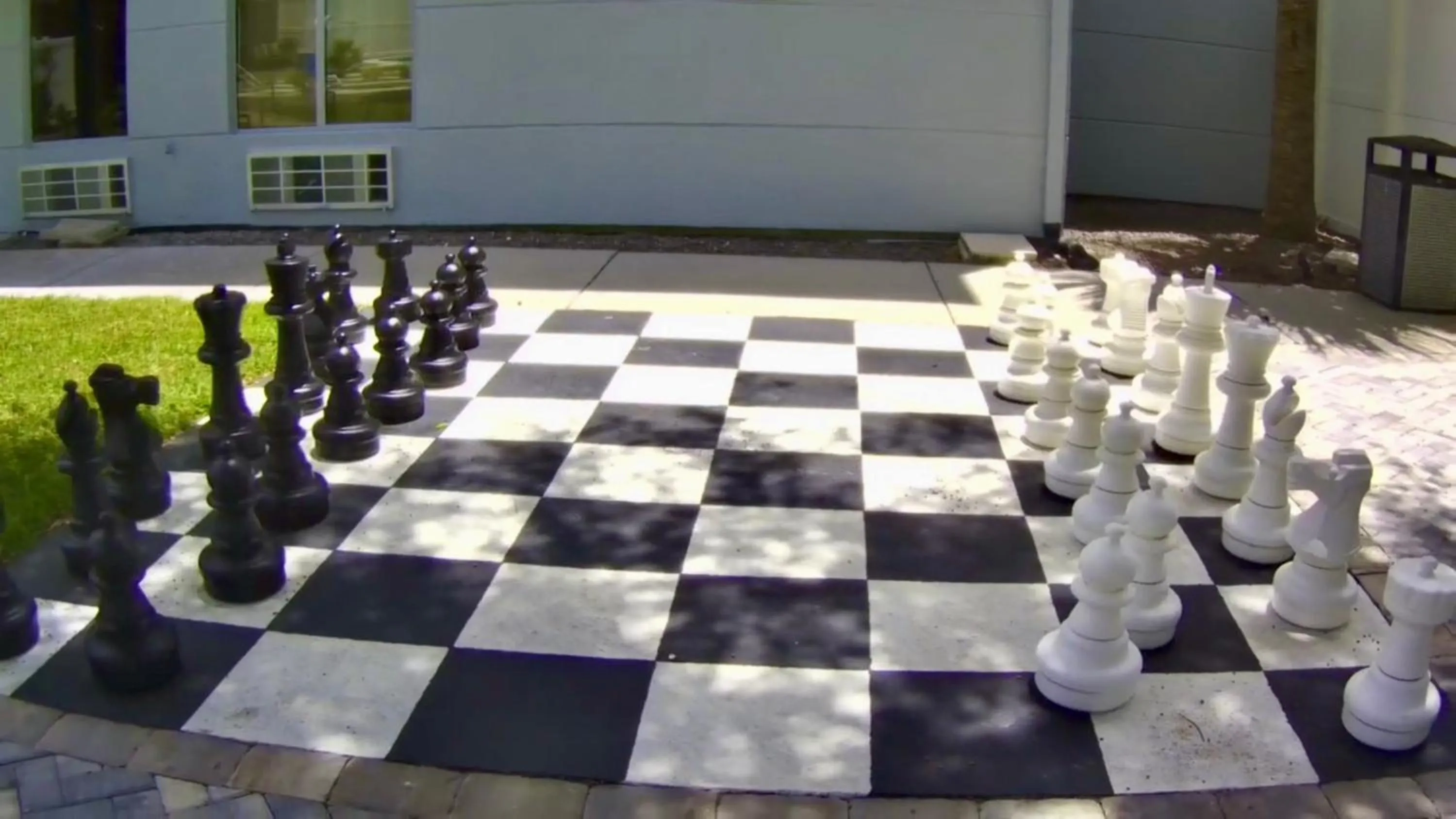 Inner courtyard view in Wingate by Wyndham Kings Bay Naval Base I-95