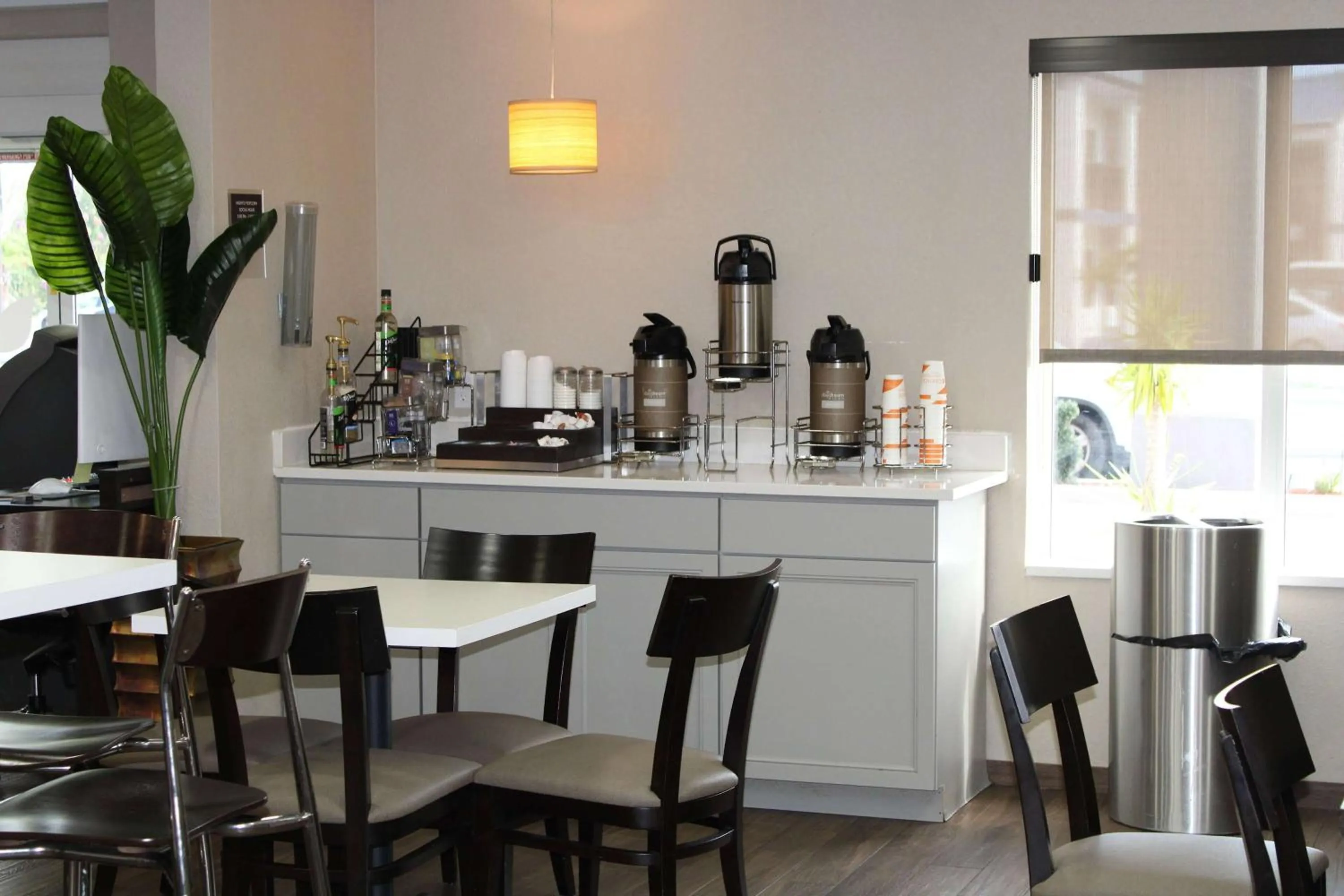 Breakfast in Sleep Inn & Suites