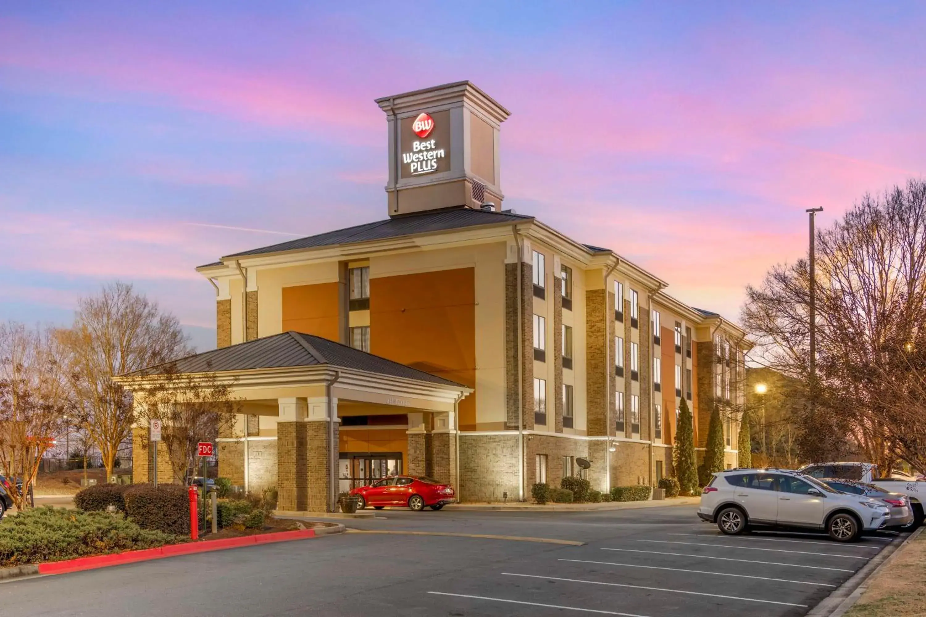 Property building in Best Western Plus Fairburn Atlanta Southwest Property building in Best Western Plus Fairburn Atlanta Southwest