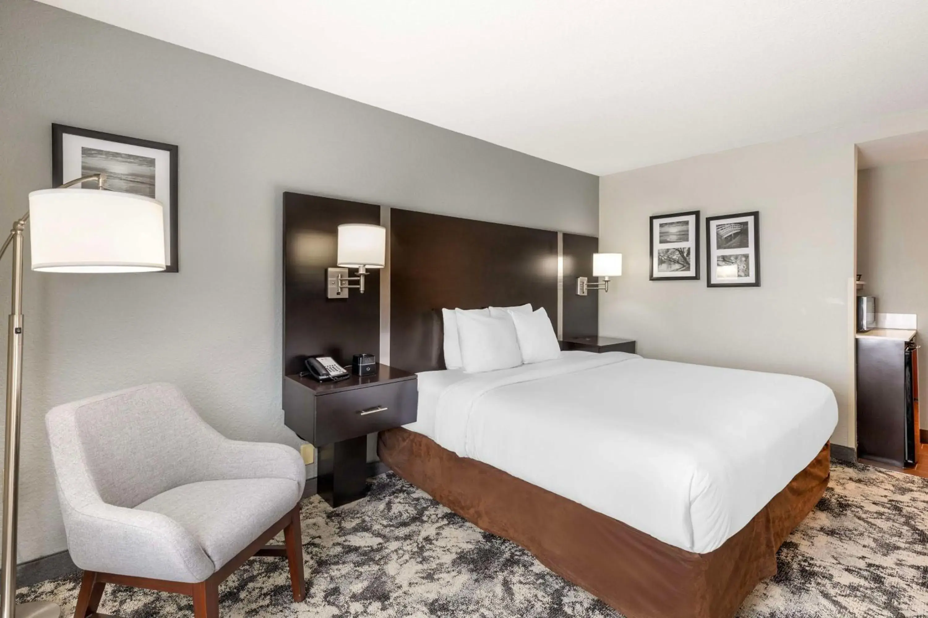 Bedroom, Bed in Best Western Plus Fairburn Atlanta Southwest Bedroom, Bed in Best Western Plus Fairburn Atlanta Southwest