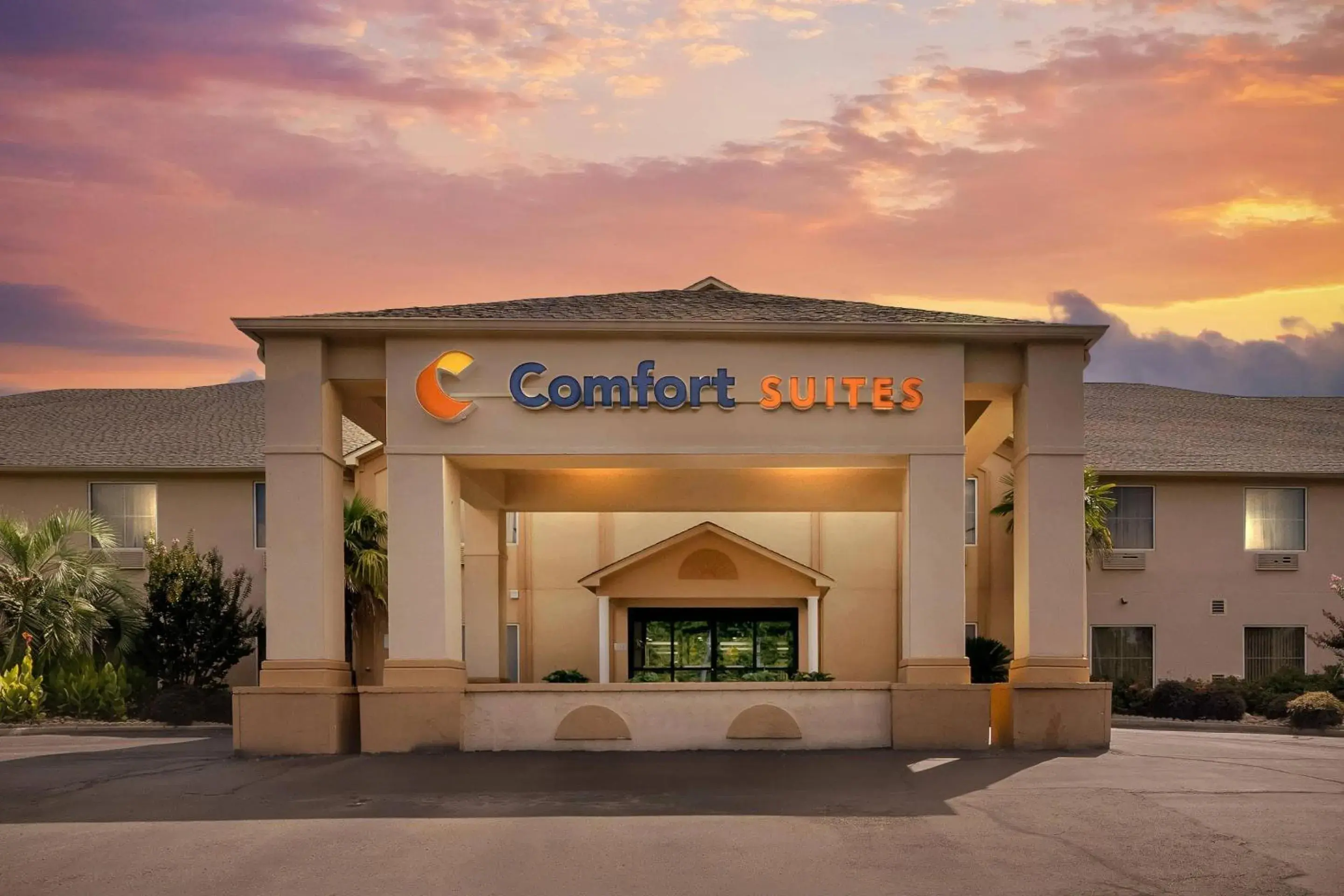 Comfort Suites Milledgeville Comfort Suites Milledgeville