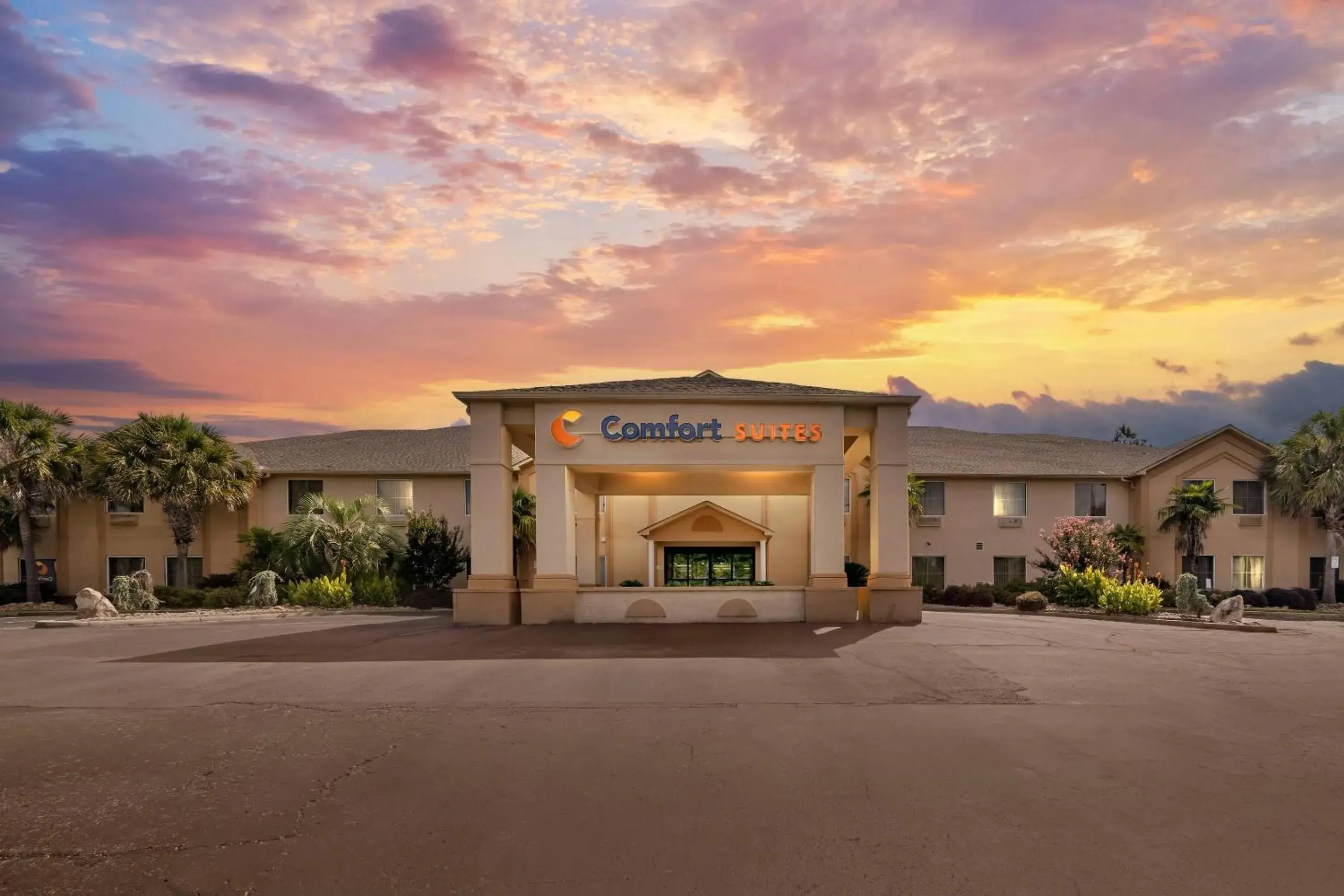 Comfort Suites Milledgeville Comfort Suites Milledgeville
