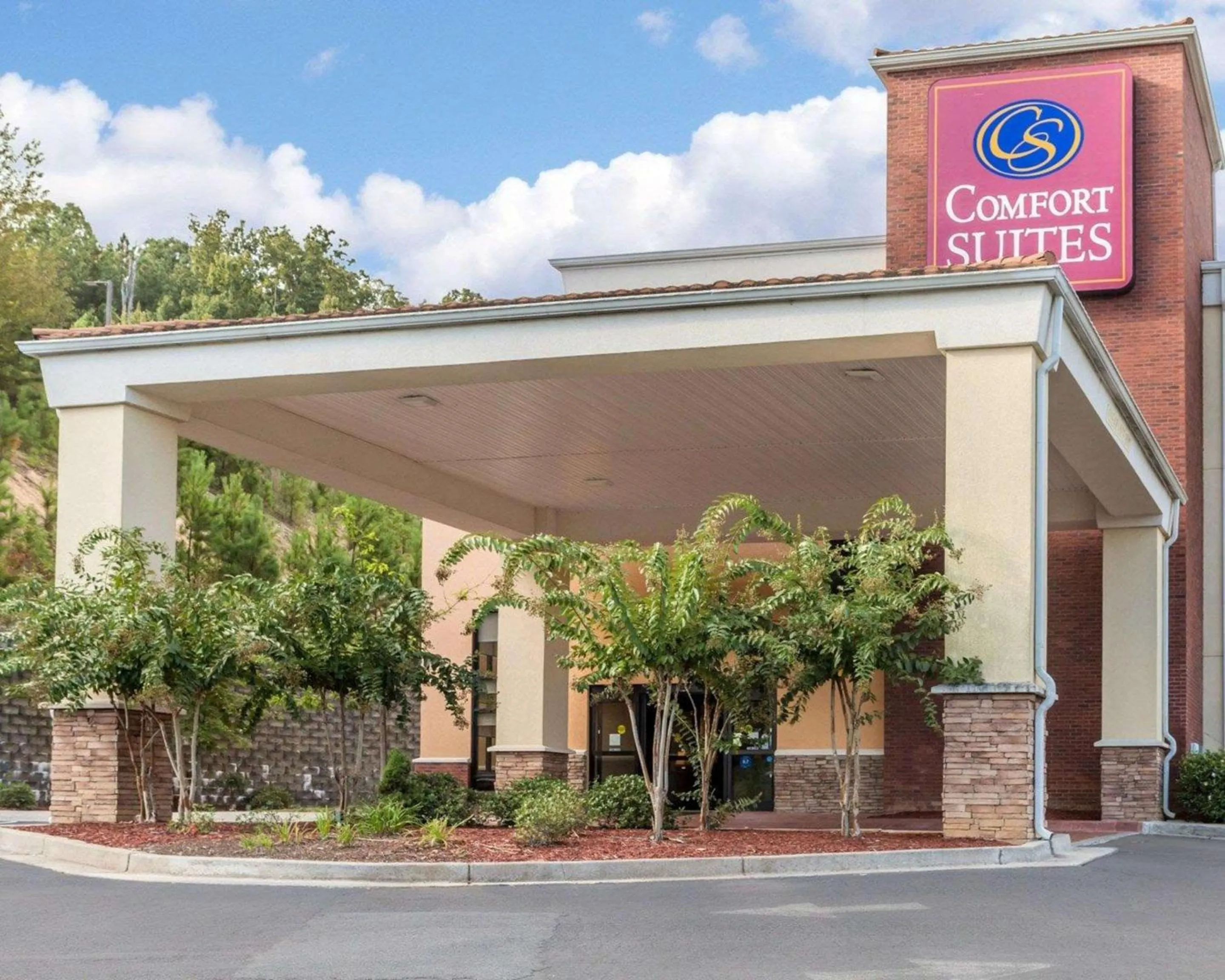 Property Building in Comfort Suites Rome