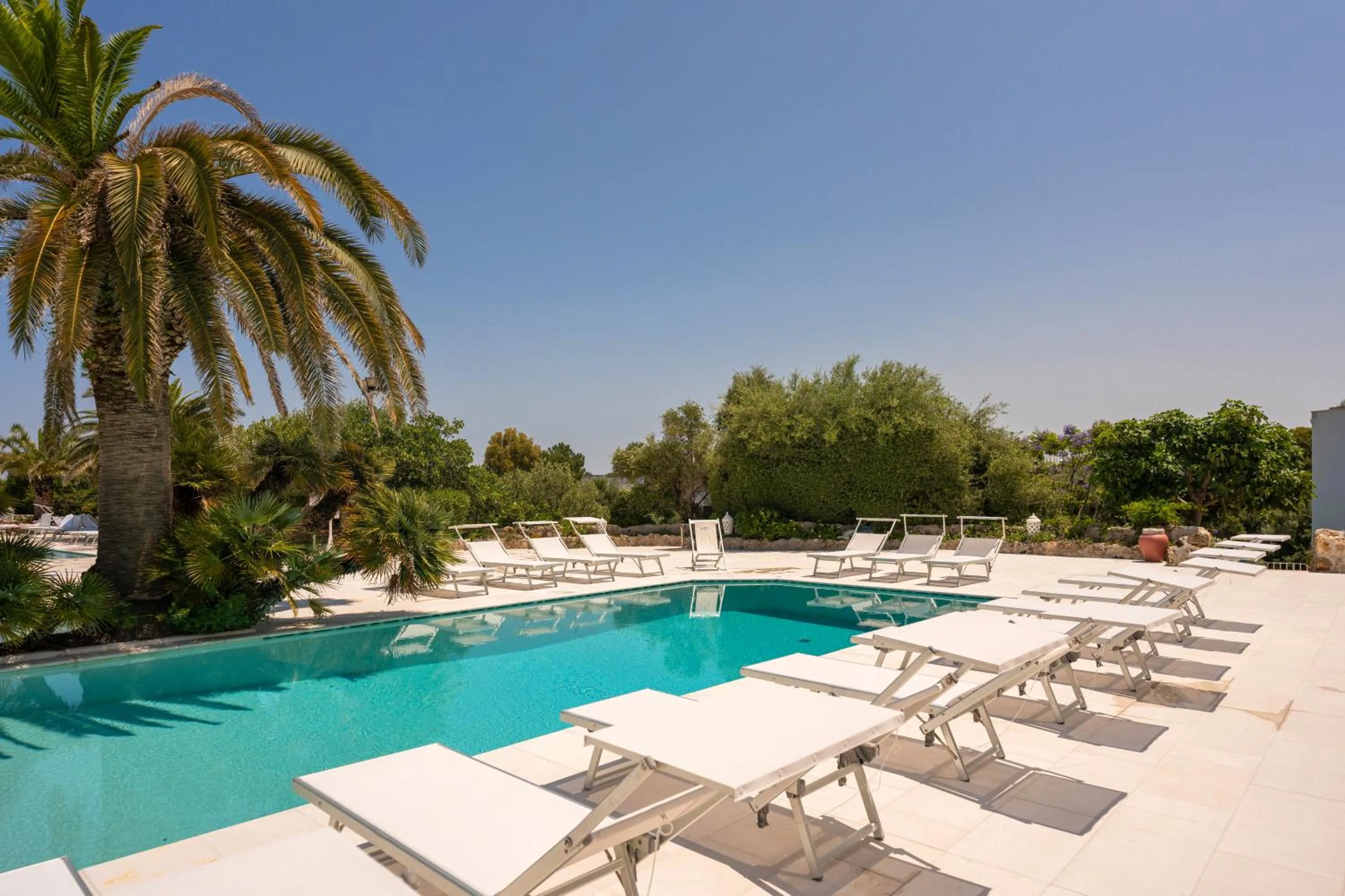 Swimming pool in Ostuni a Mare