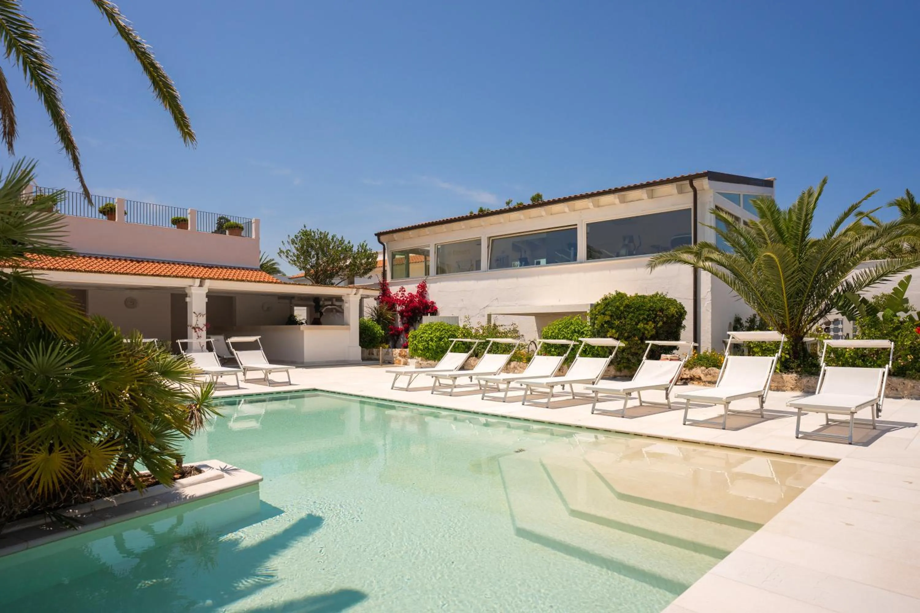 Swimming pool in Ostuni a Mare