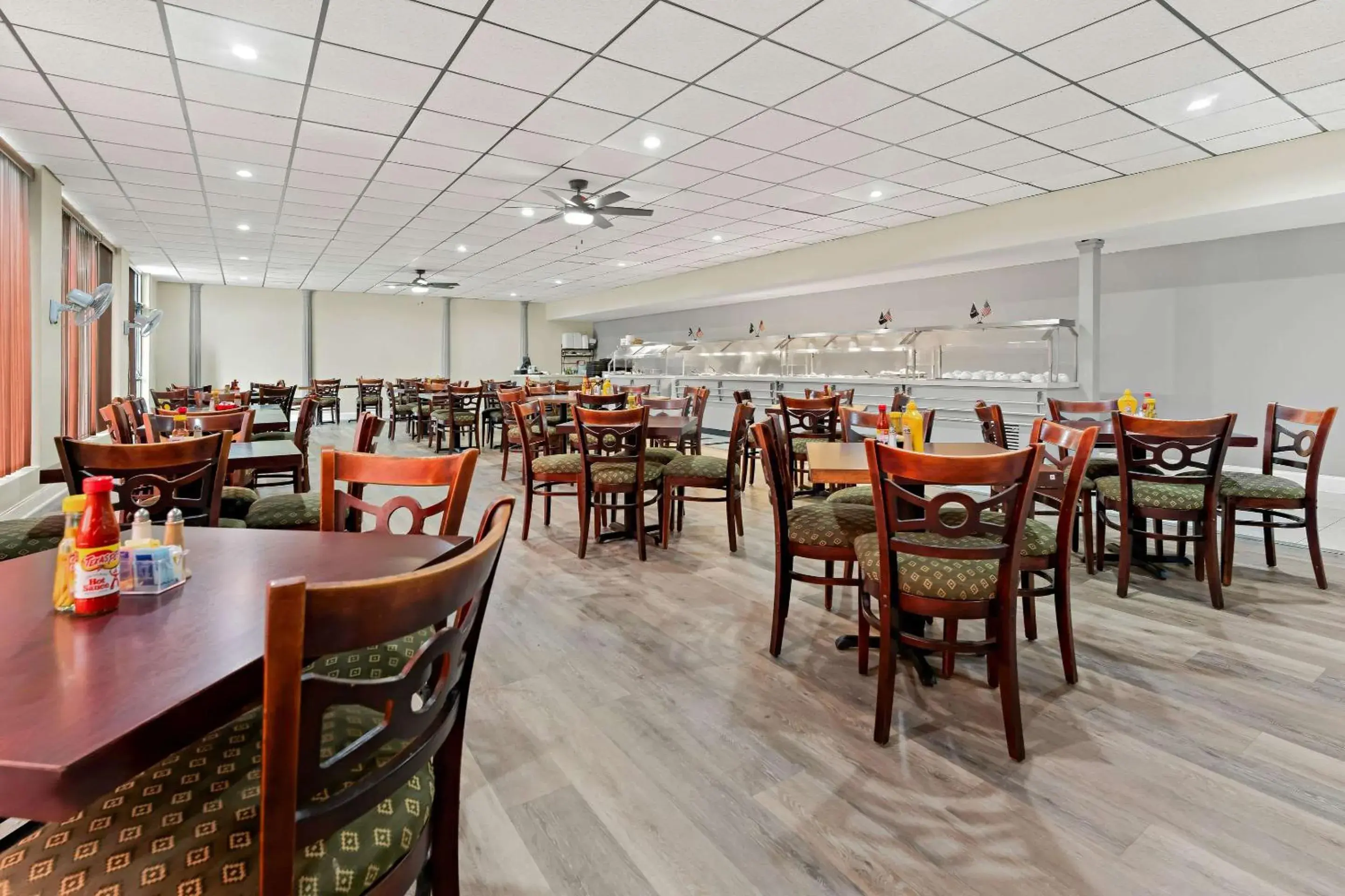 Restaurant/places to eat in Quality Inn Americus Restaurant/places to eat in Quality Inn Americus