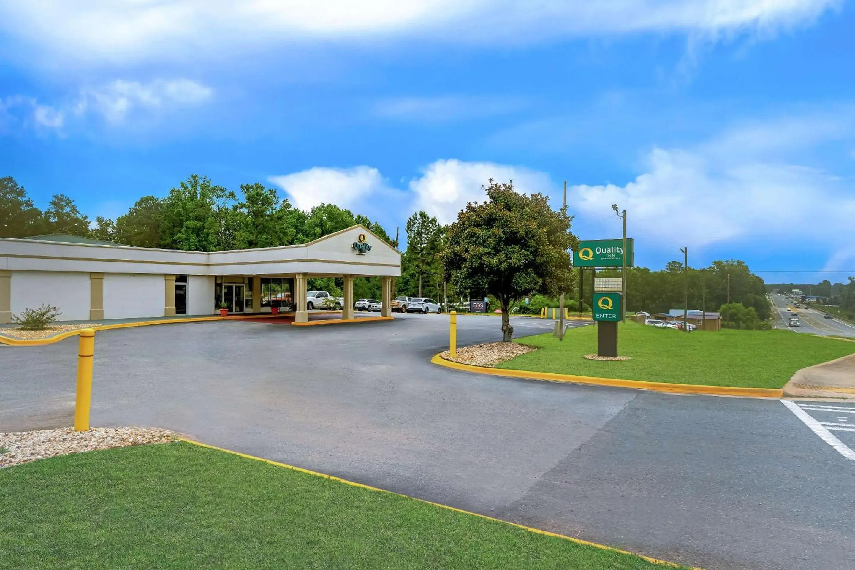 Property building in Quality Inn Americus Property building in Quality Inn Americus