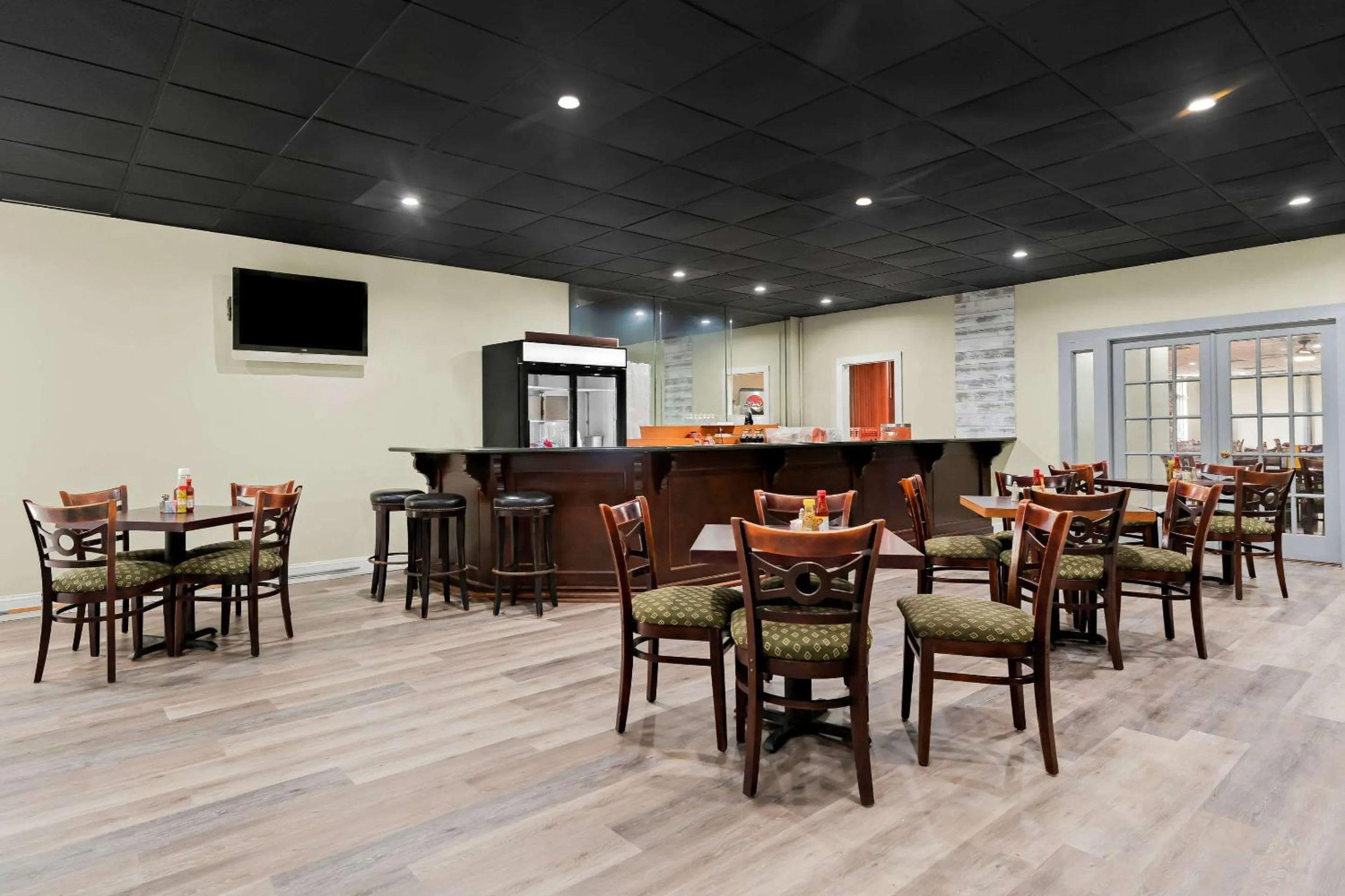Lounge or bar in Quality Inn Americus