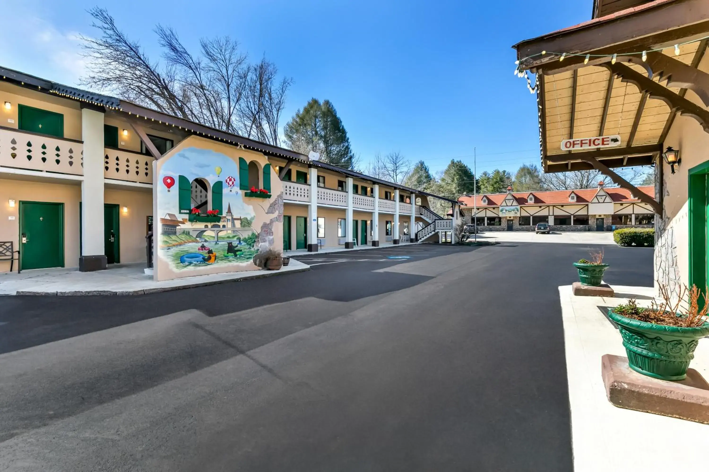 Property building in Quality Inn Downtown Helen Property building in Quality Inn Downtown Helen