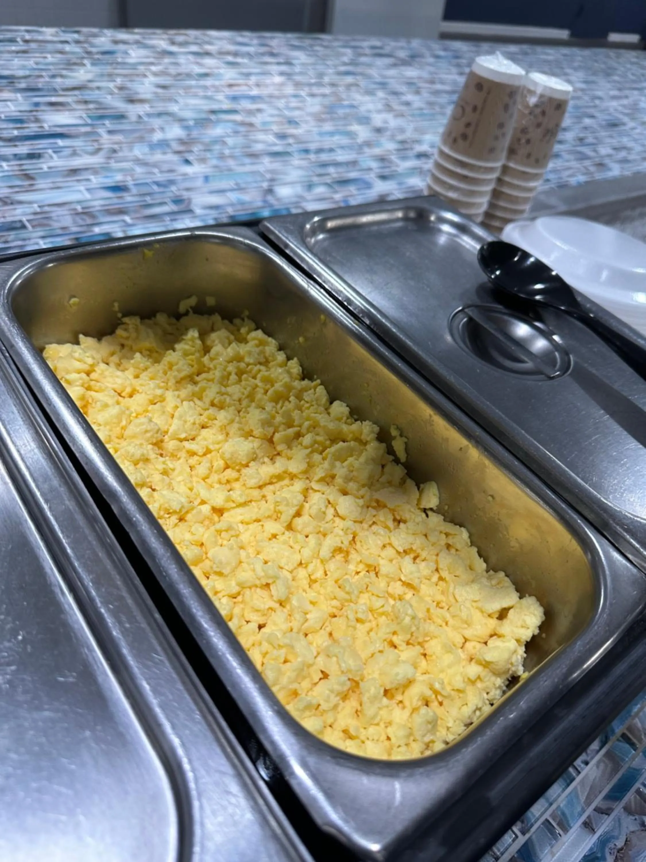 Restaurant/places to eat in Days Inn by Wyndham Hinesville Near Fort Stewart, Newly Renovated, Free Hot Breakfast, Restaurant and Bar