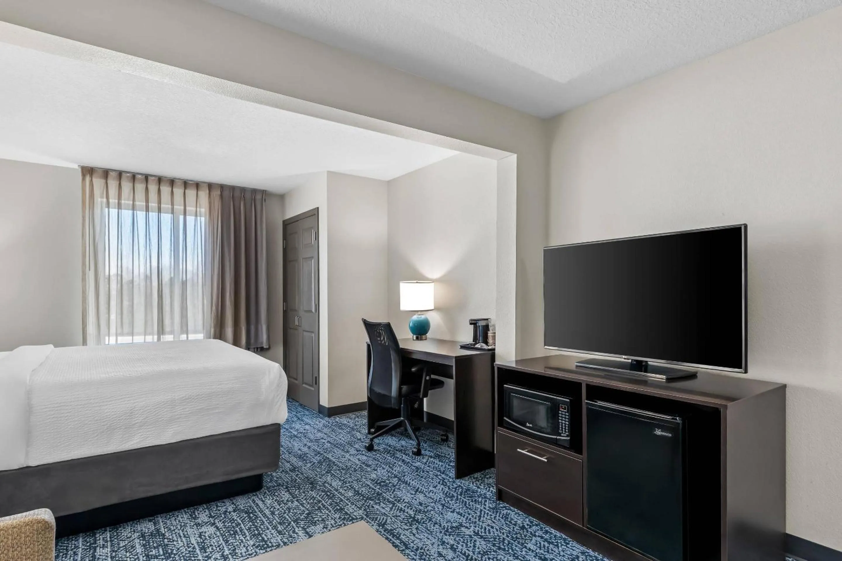 Bedroom, Bed in Sleep Inn & Suites Hiram - Atlanta Northwest