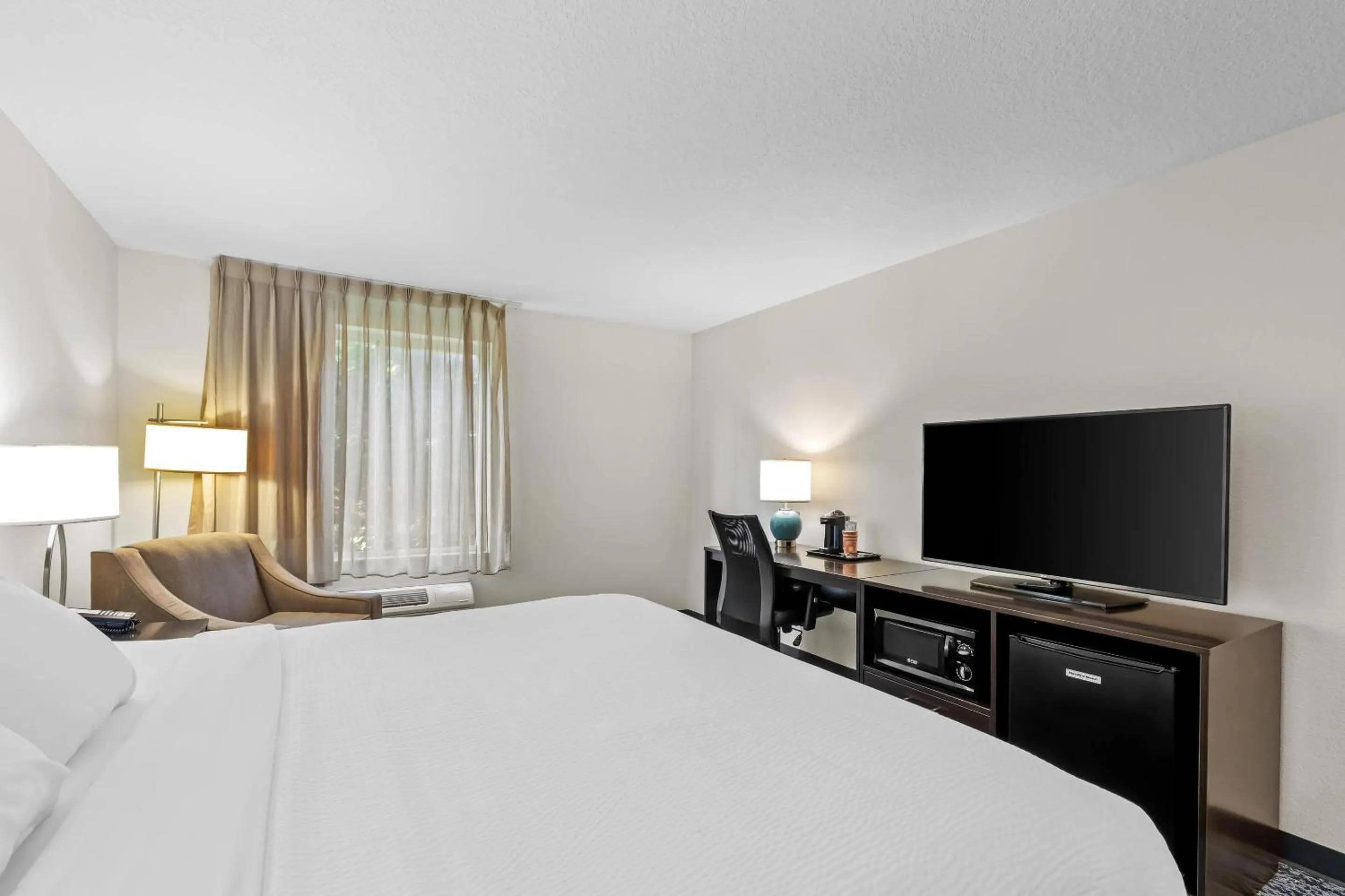 Bedroom, Bed in Sleep Inn & Suites Hiram - Atlanta Northwest