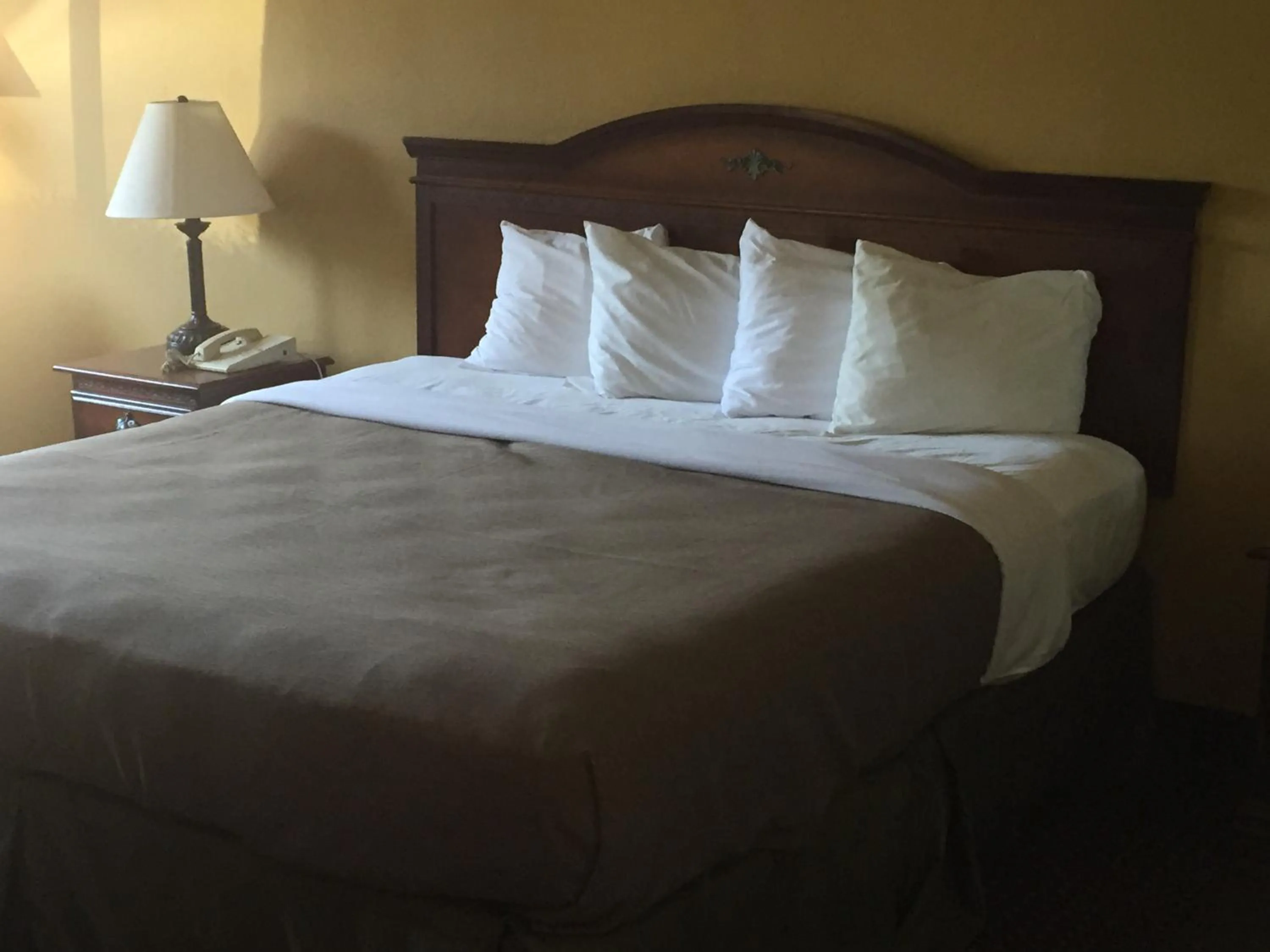 Bed in Value Stay Warner Robins