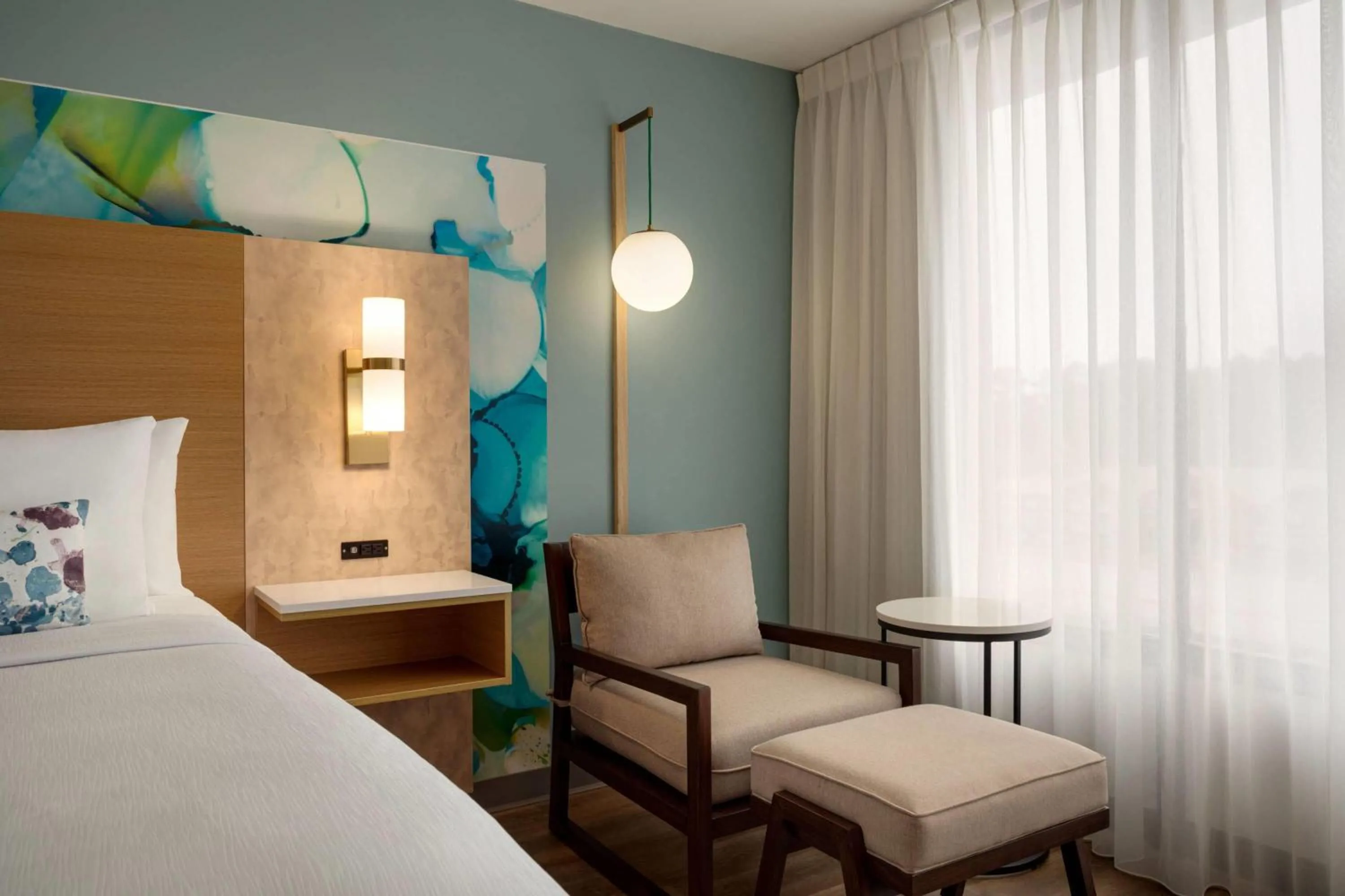 Photo of the whole room, Bed in Wyndham Garden Atlanta Airport