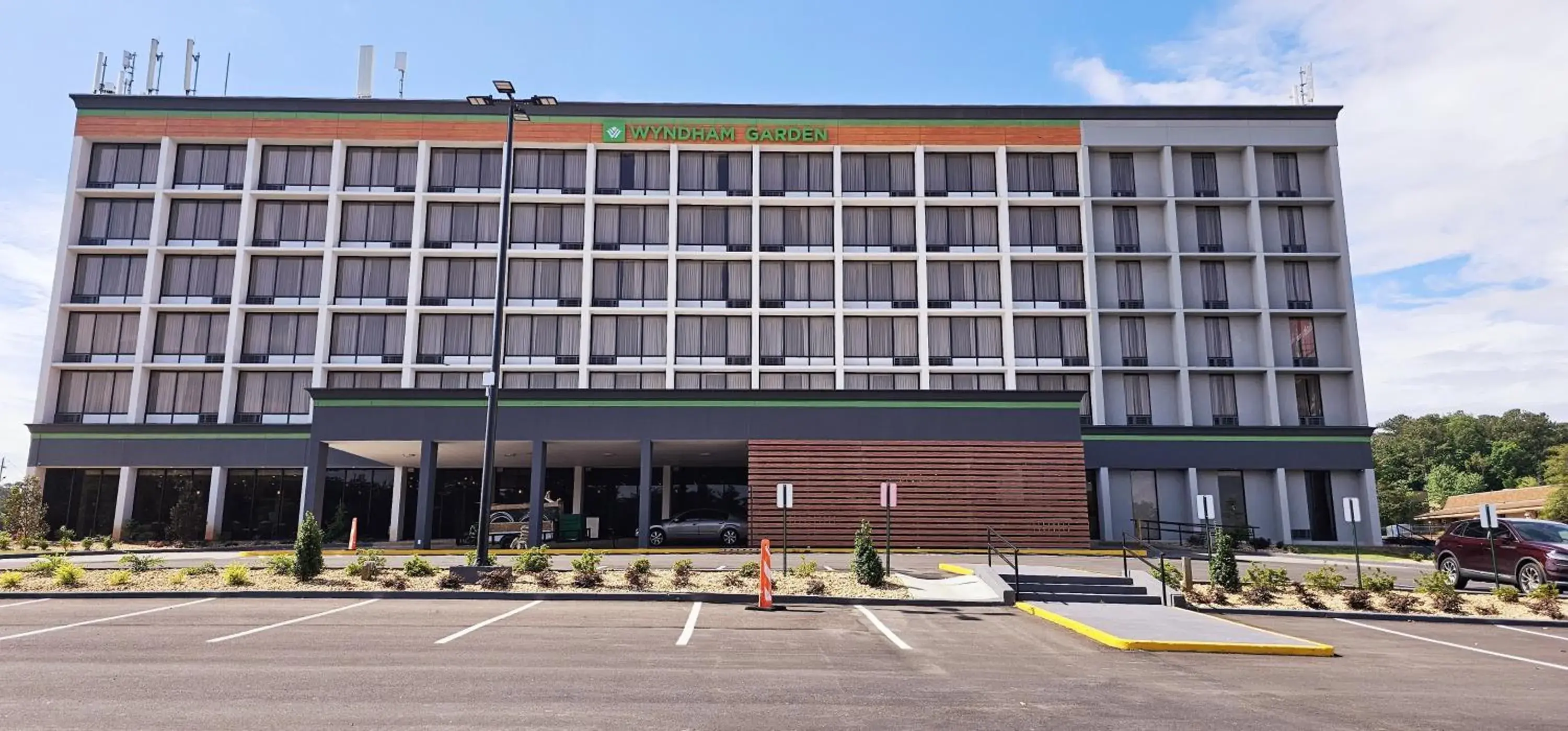 Property building in Wyndham Garden Atlanta Airport Property building in Wyndham Garden Atlanta Airport