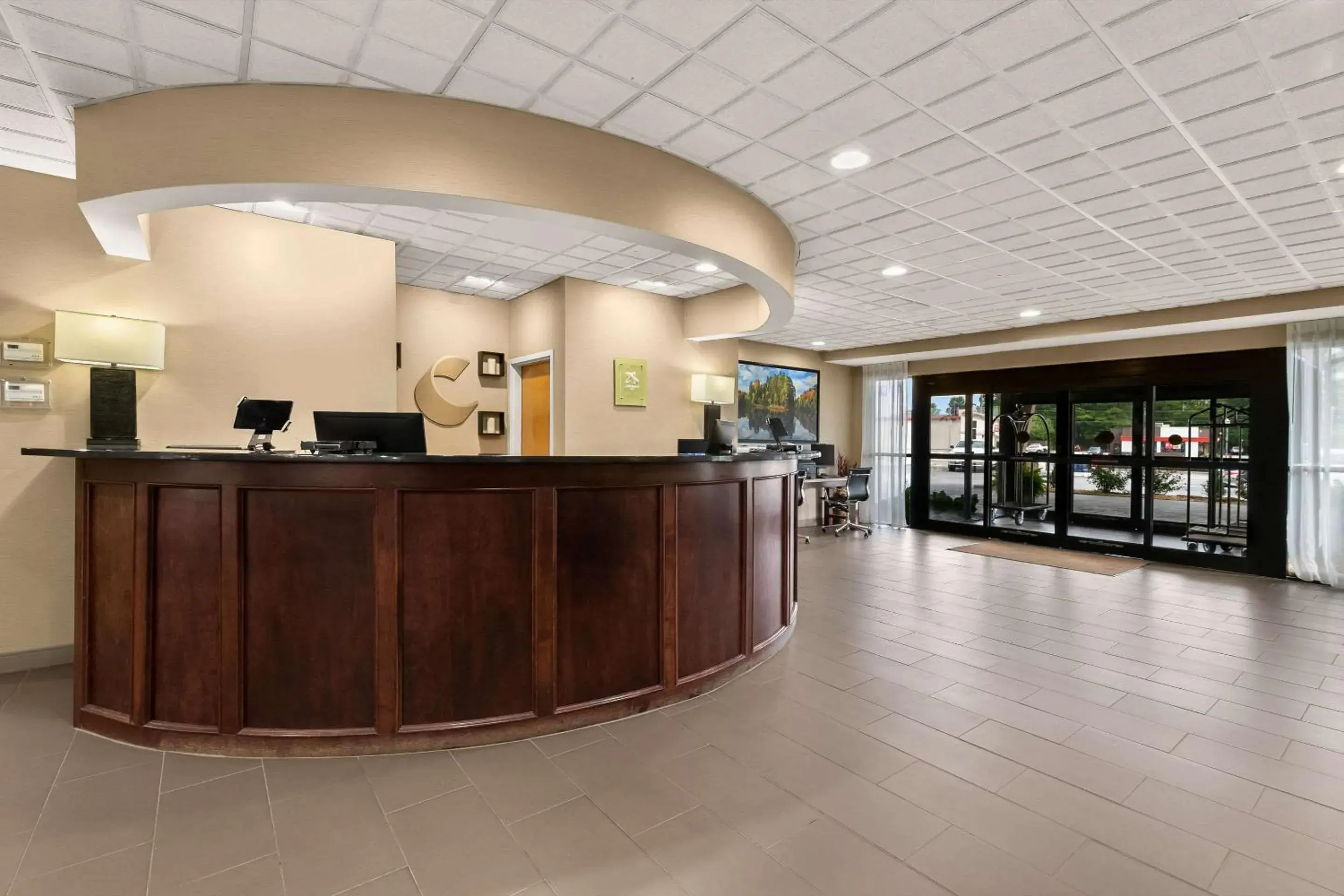 Lobby or reception in Comfort Suites Commerce Lobby or reception in Comfort Suites Commerce