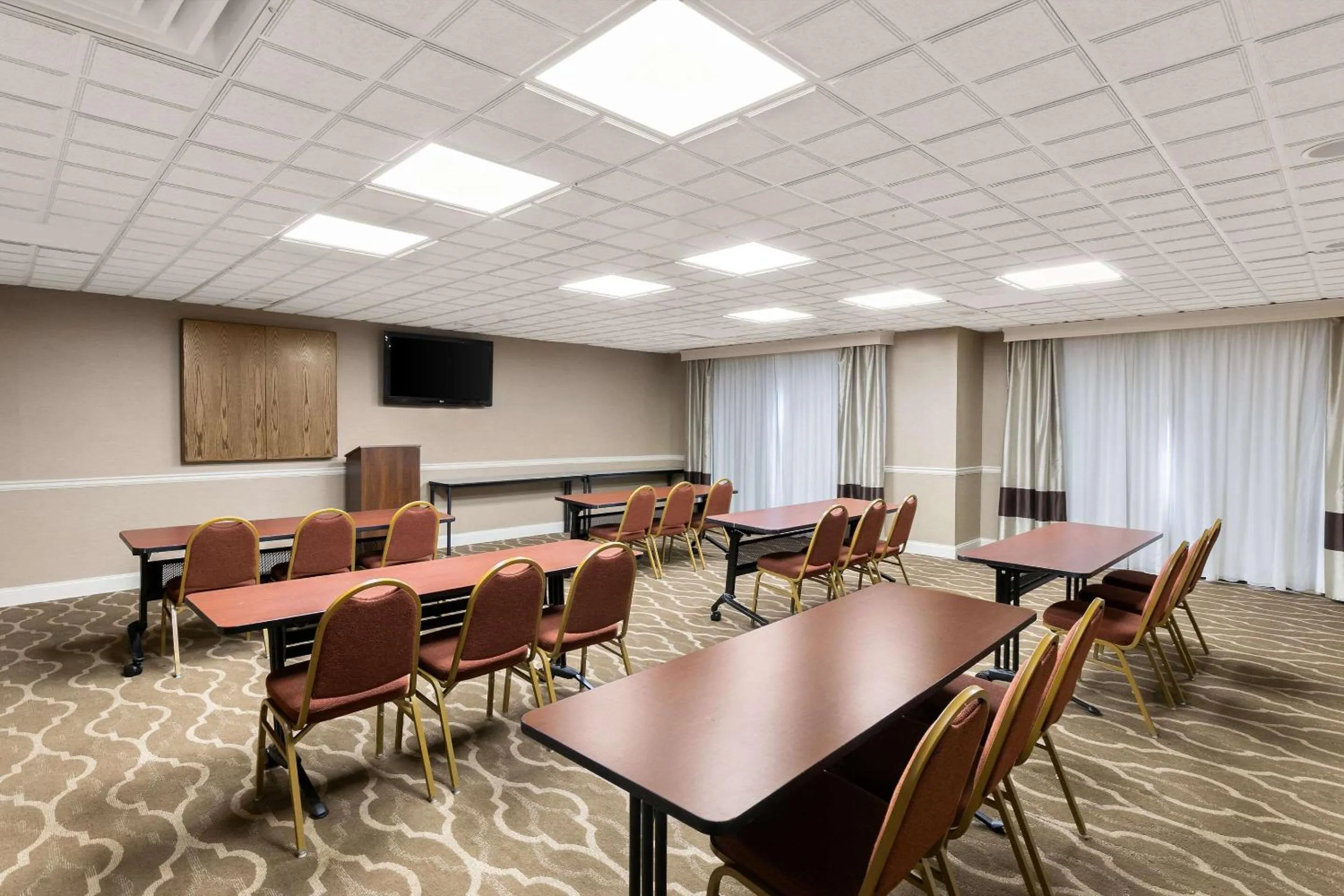Meeting/conference room in Comfort Suites Commerce