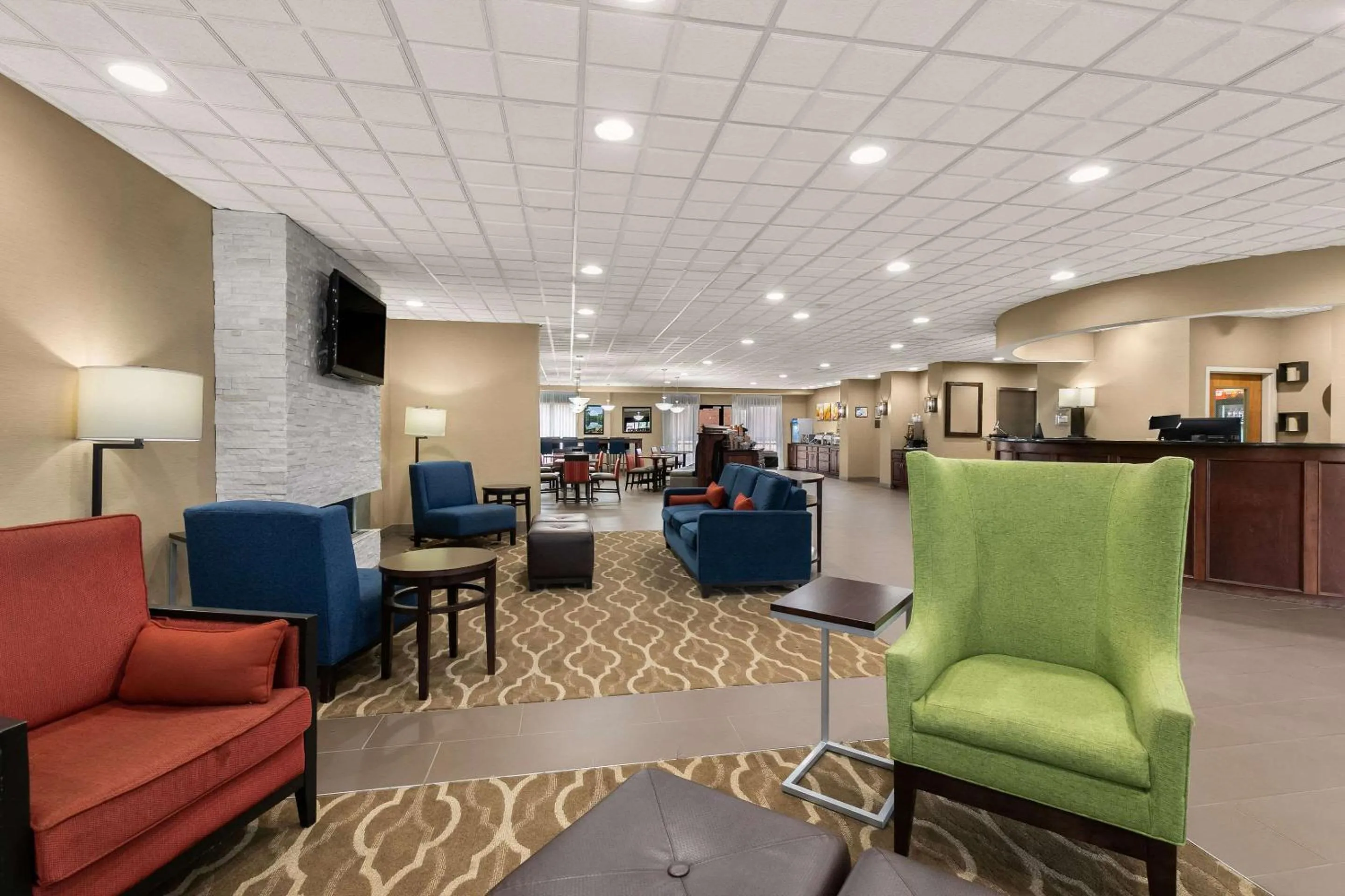 Lobby or reception in Comfort Suites Commerce