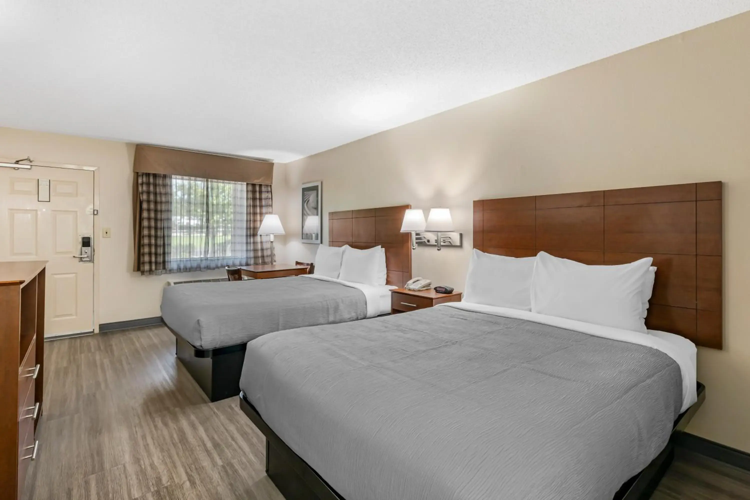 Bed in Quality Inn & Suites Stockbridge Atlanta South I-75 Bed in Quality Inn & Suites Stockbridge Atlanta South I-75