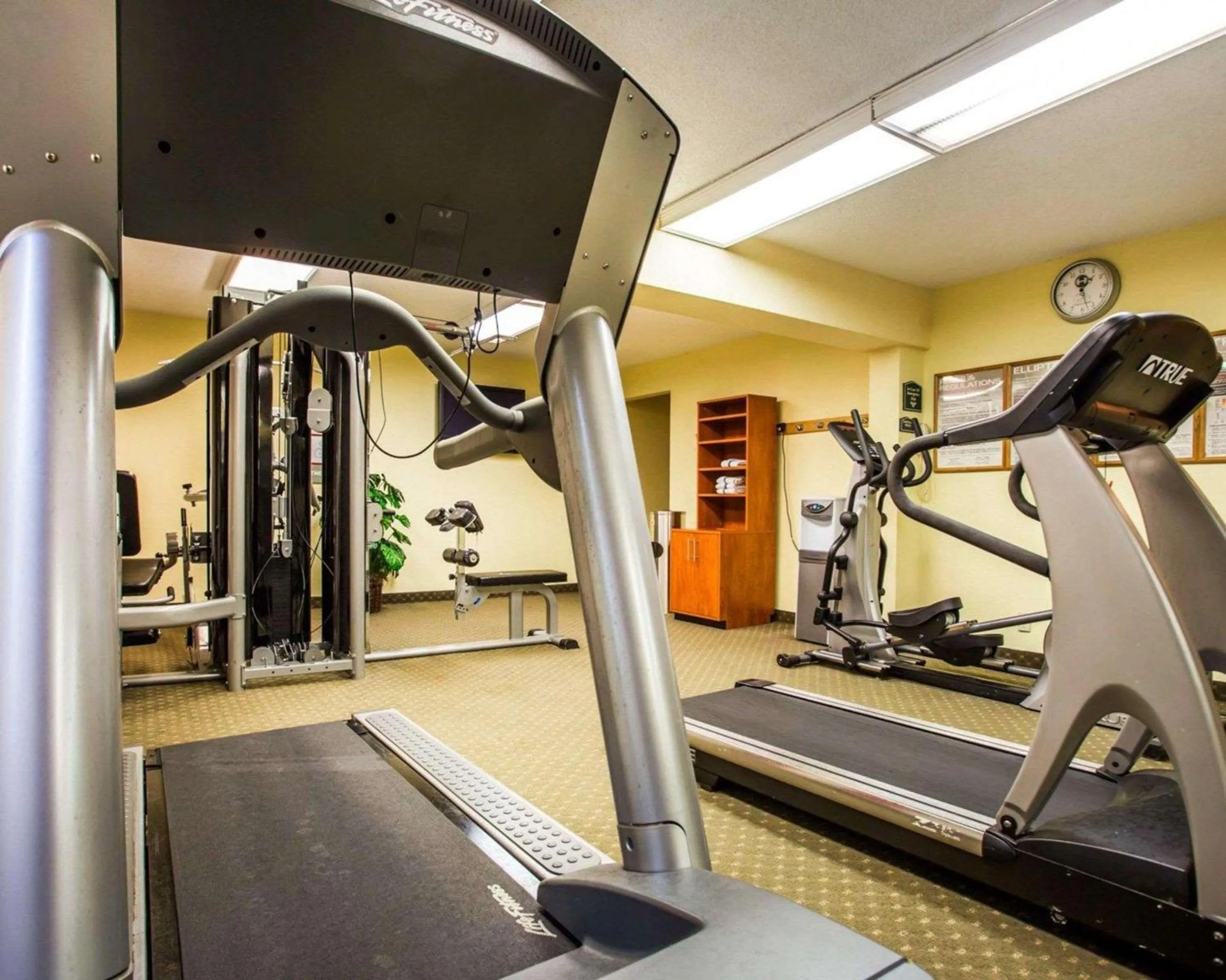 Fitness centre/facilities in Budgetel Inn & Suites Atlanta