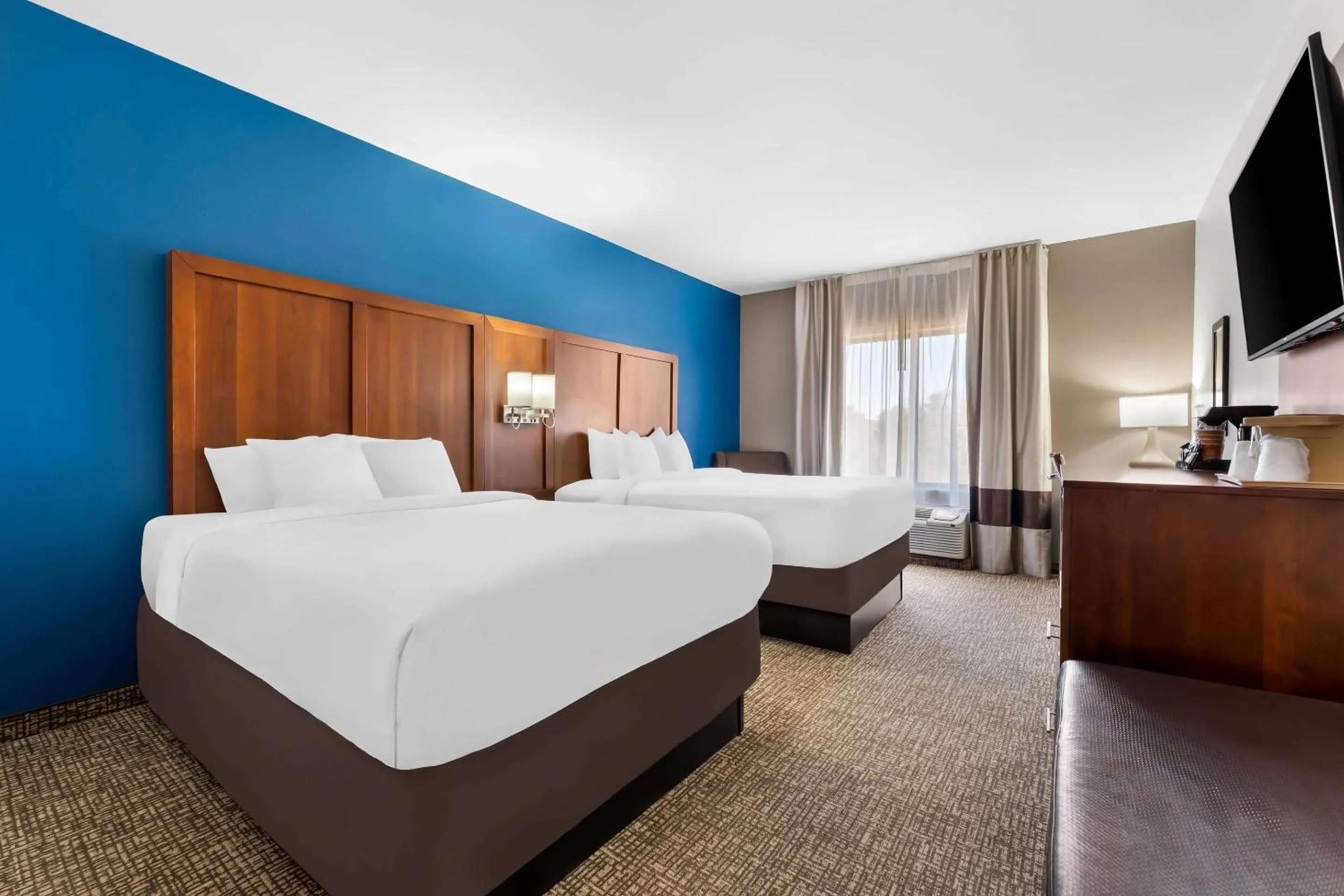 Bedroom, Bed in Comfort Inn & Suites Augusta West Near Fort Gordon