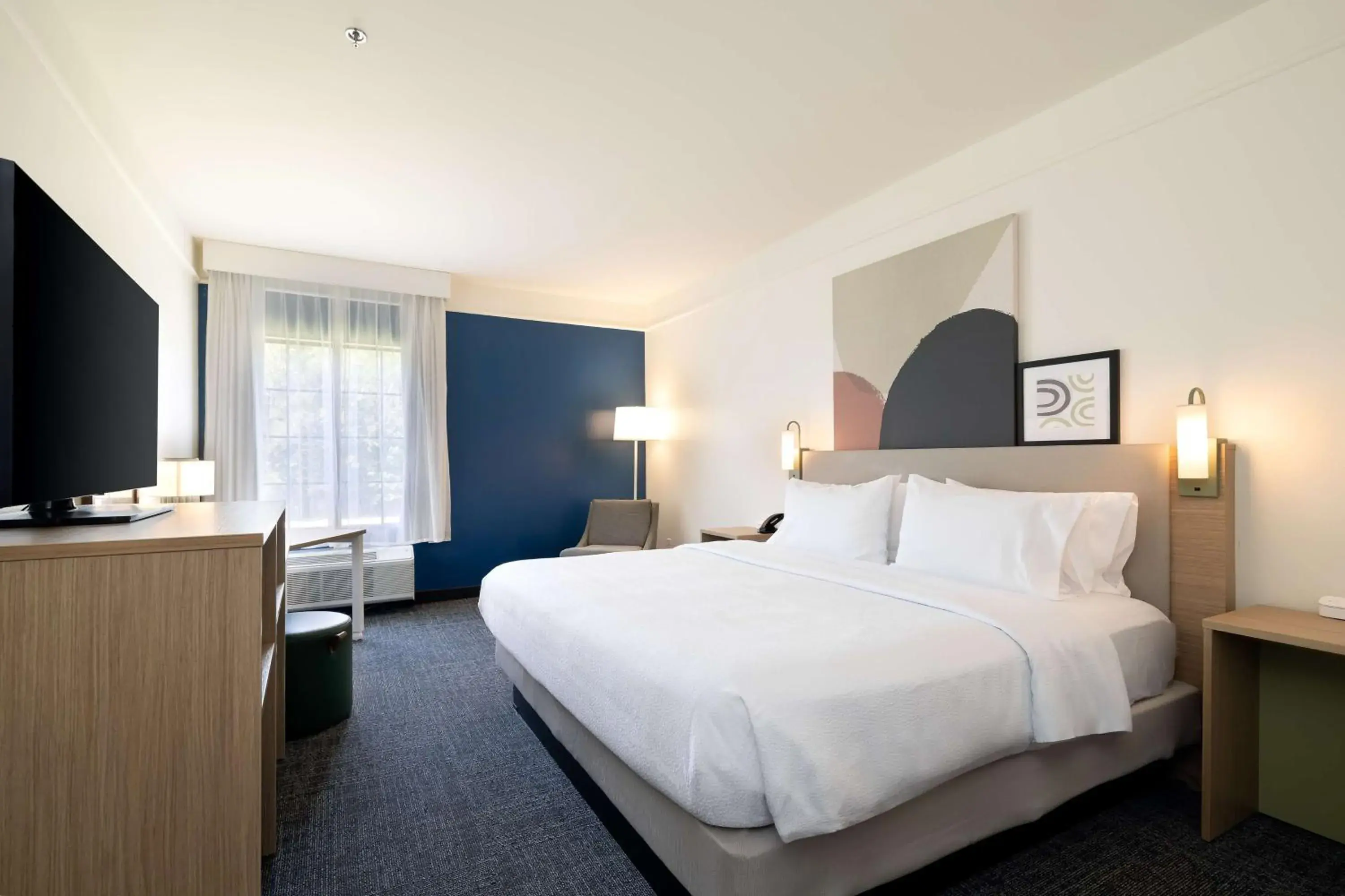 Bed in Spark by Hilton Savannah Airport Bed in Spark by Hilton Savannah Airport