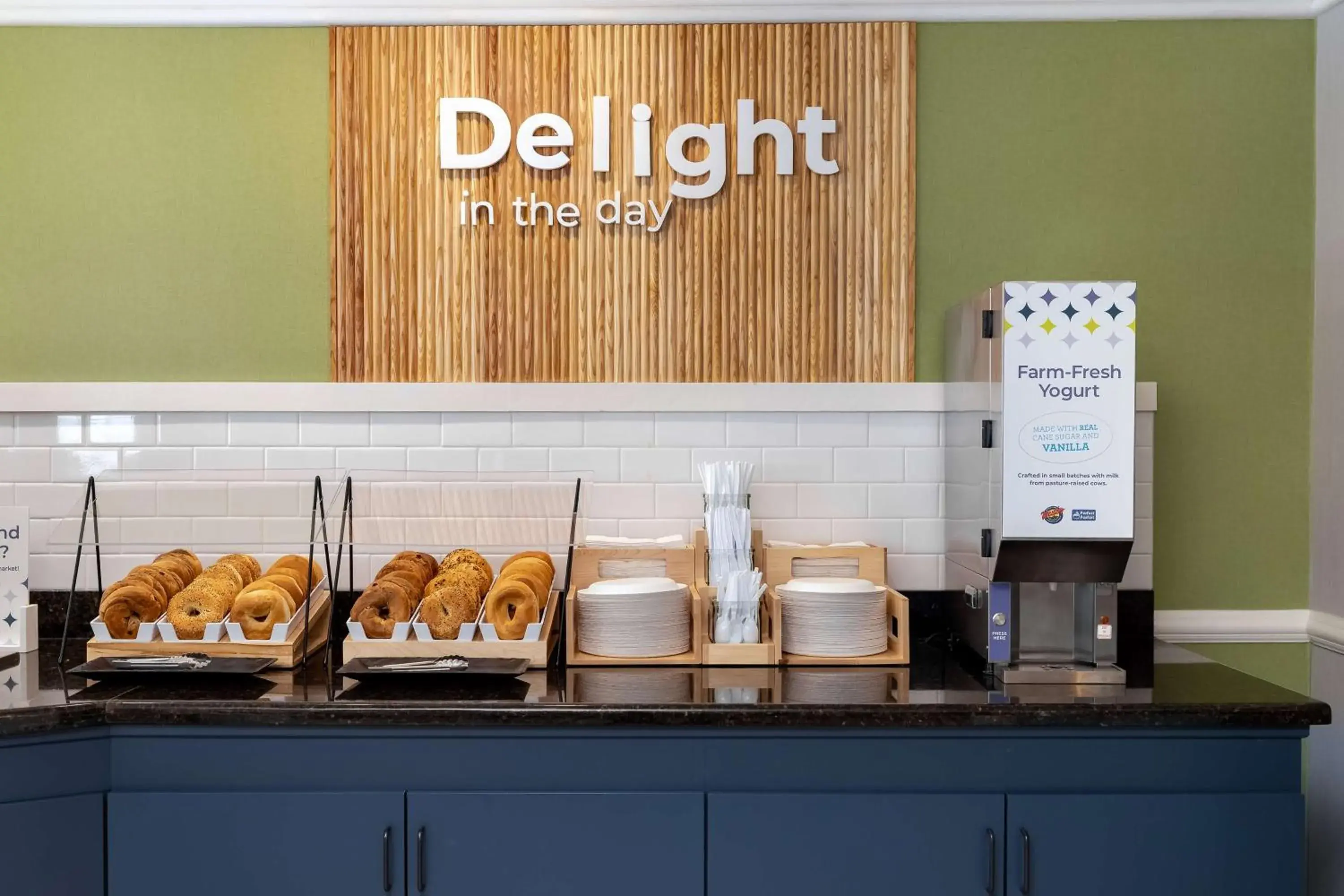 Breakfast in Spark by Hilton Savannah Airport Breakfast in Spark by Hilton Savannah Airport