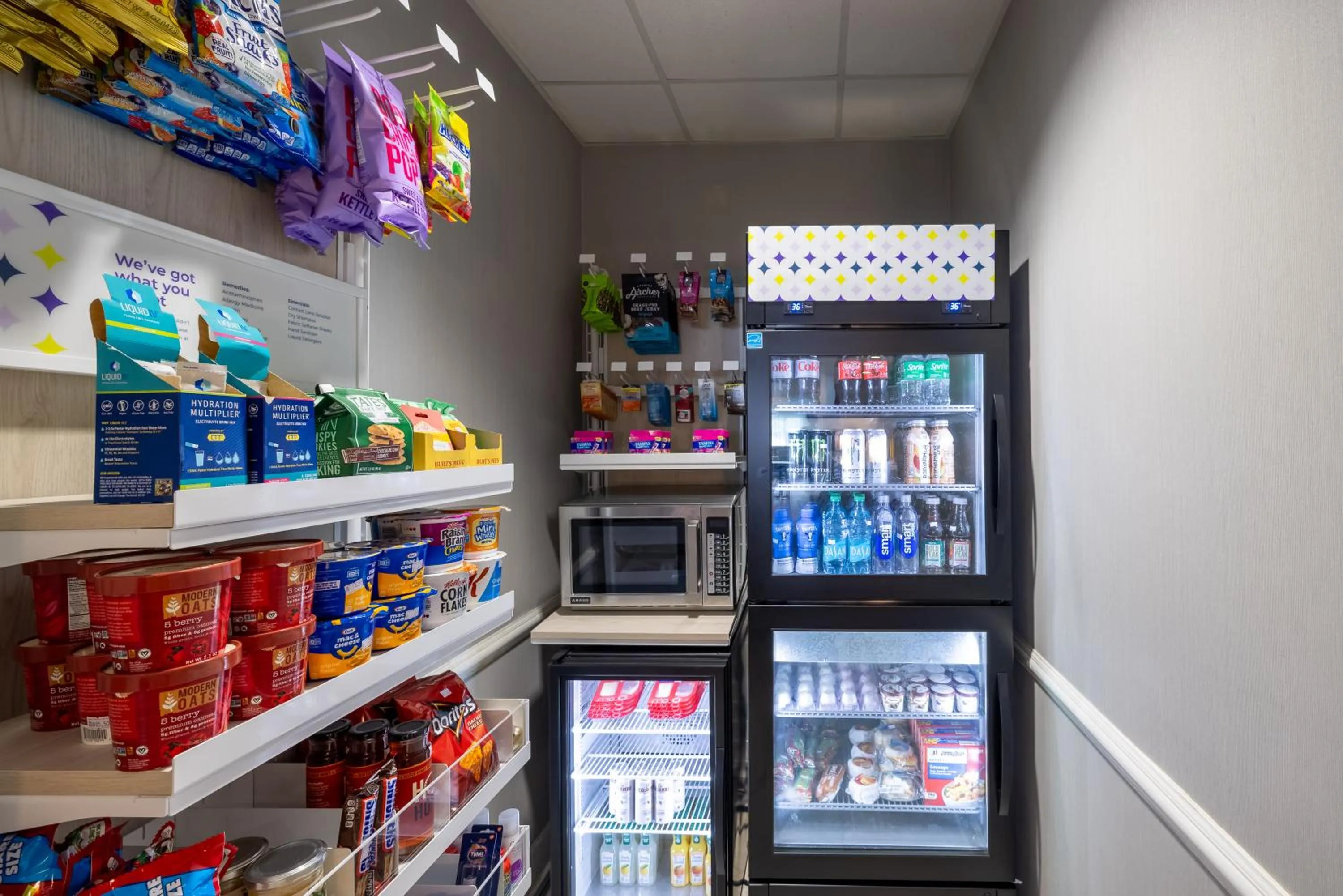 Supermarket/grocery shop in Spark by Hilton Savannah Airport