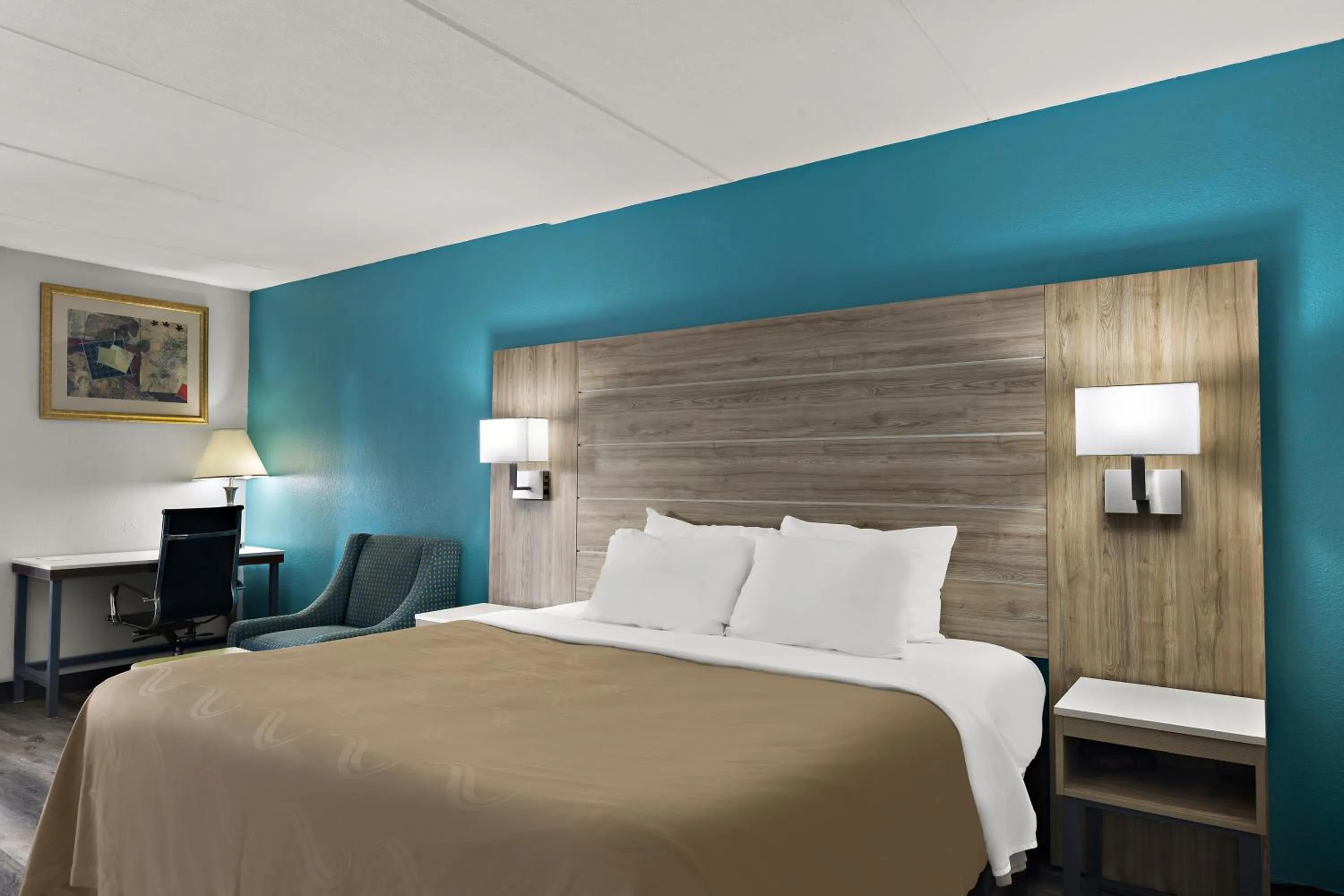 Bed in Quality Inn & Suites Vidalia