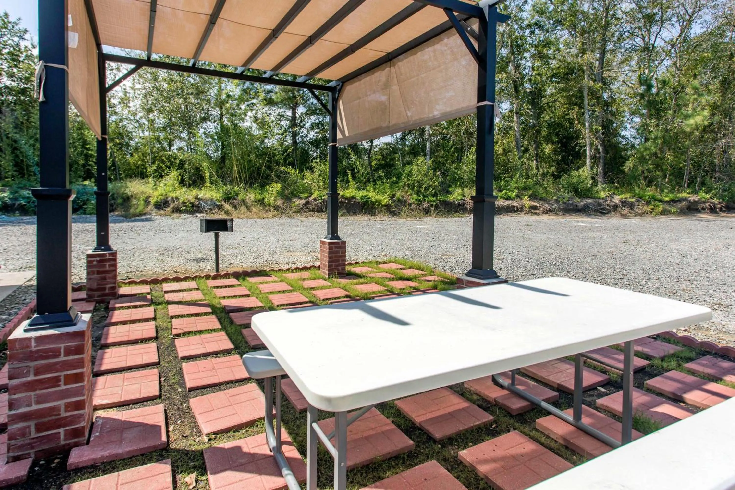Patio in Quality Inn & Suites Vidalia