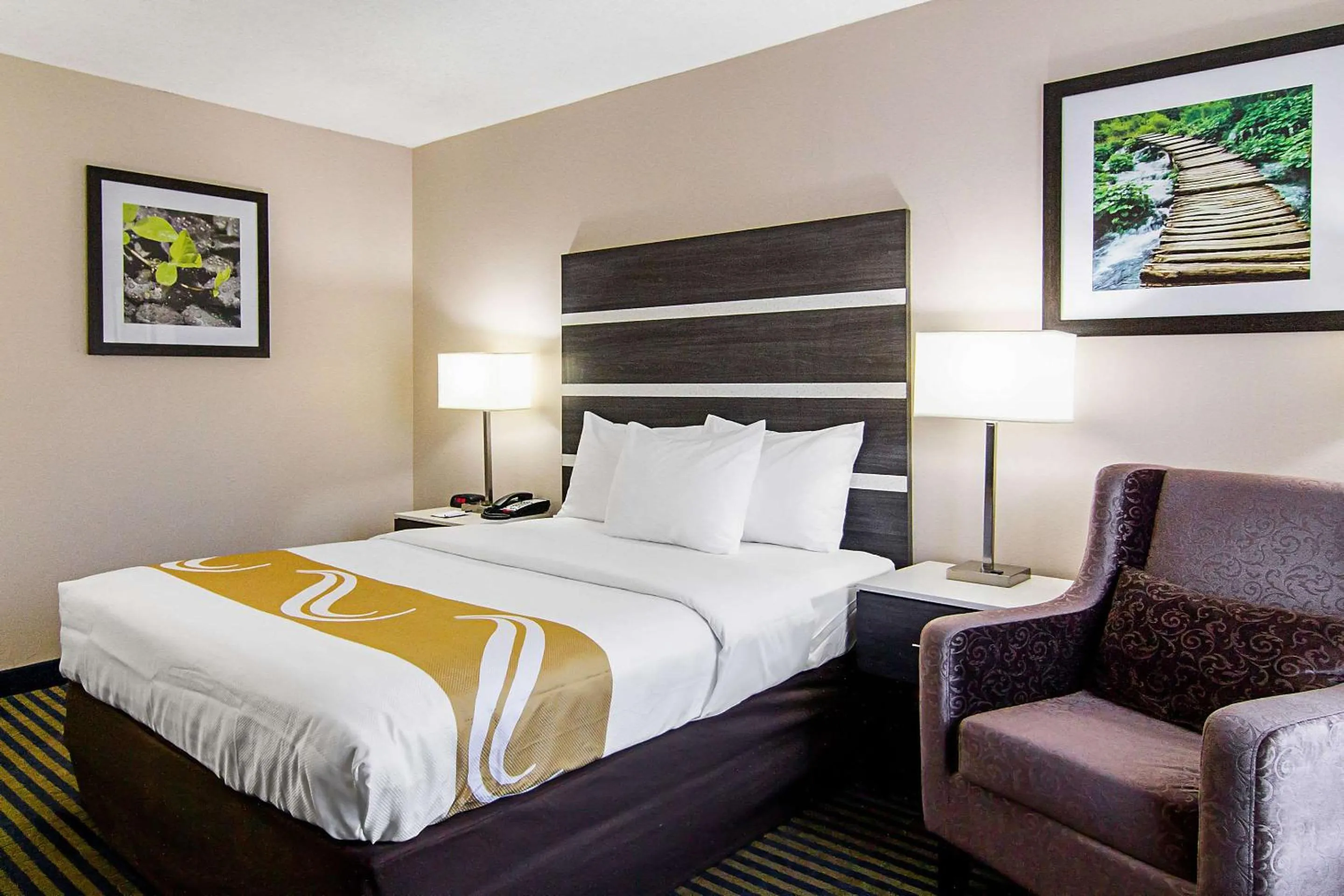 Bedroom, Bed in Quality Inn Savannah I-95