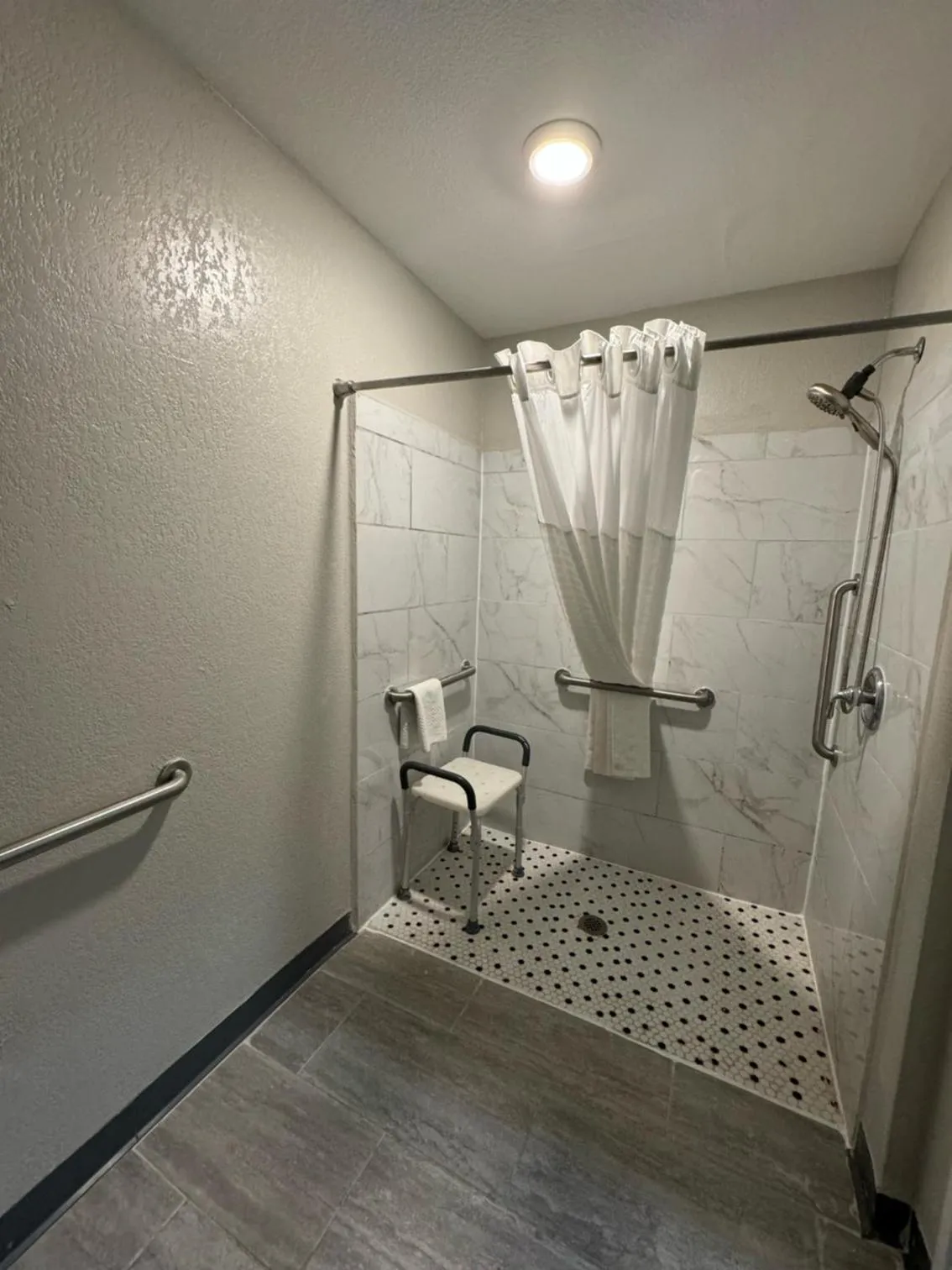 Breakfast in Quality Inn Newnan - Atlanta South