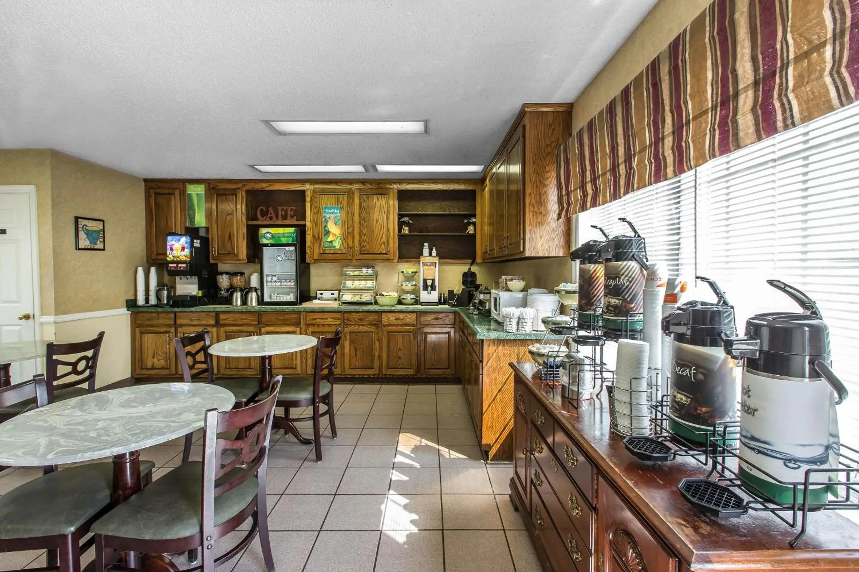 Restaurant/Places to Eat in Quality Inn Jesup Restaurant/Places to Eat in Quality Inn Jesup