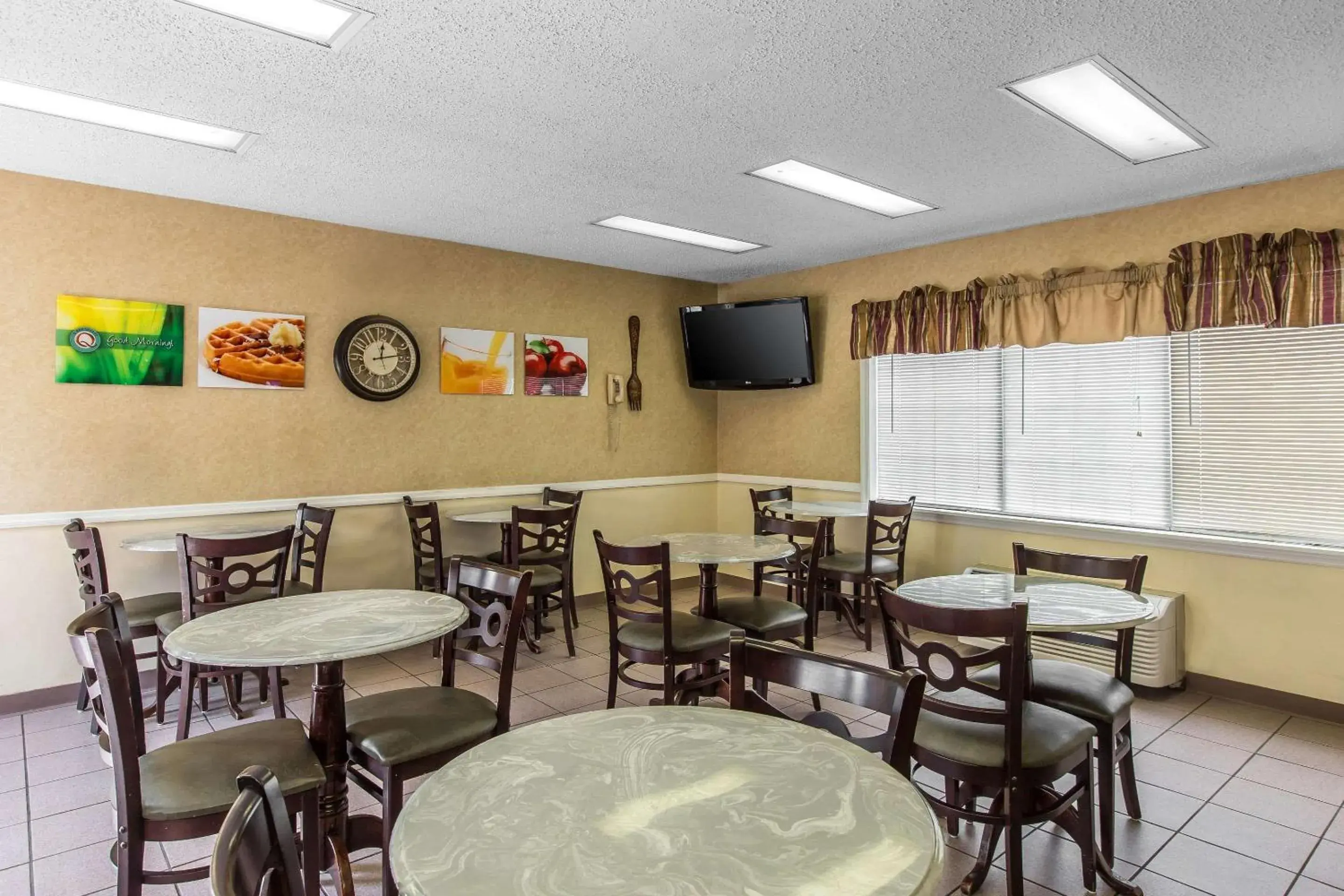 Restaurant/Places to Eat in Quality Inn Jesup Restaurant/Places to Eat in Quality Inn Jesup