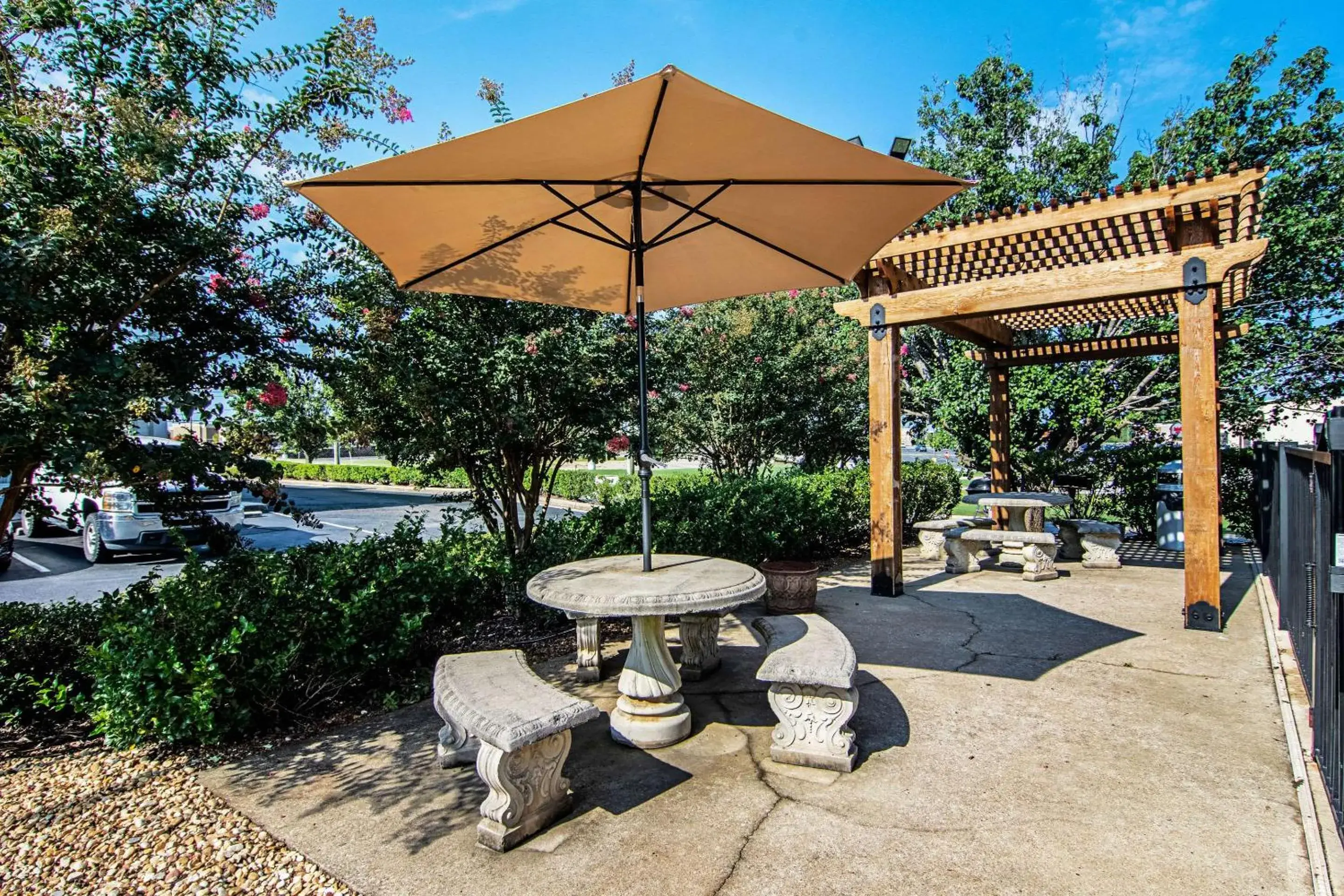 Swimming pool in Quality Inn Lagrange East I-85 Swimming pool in Quality Inn Lagrange East I-85