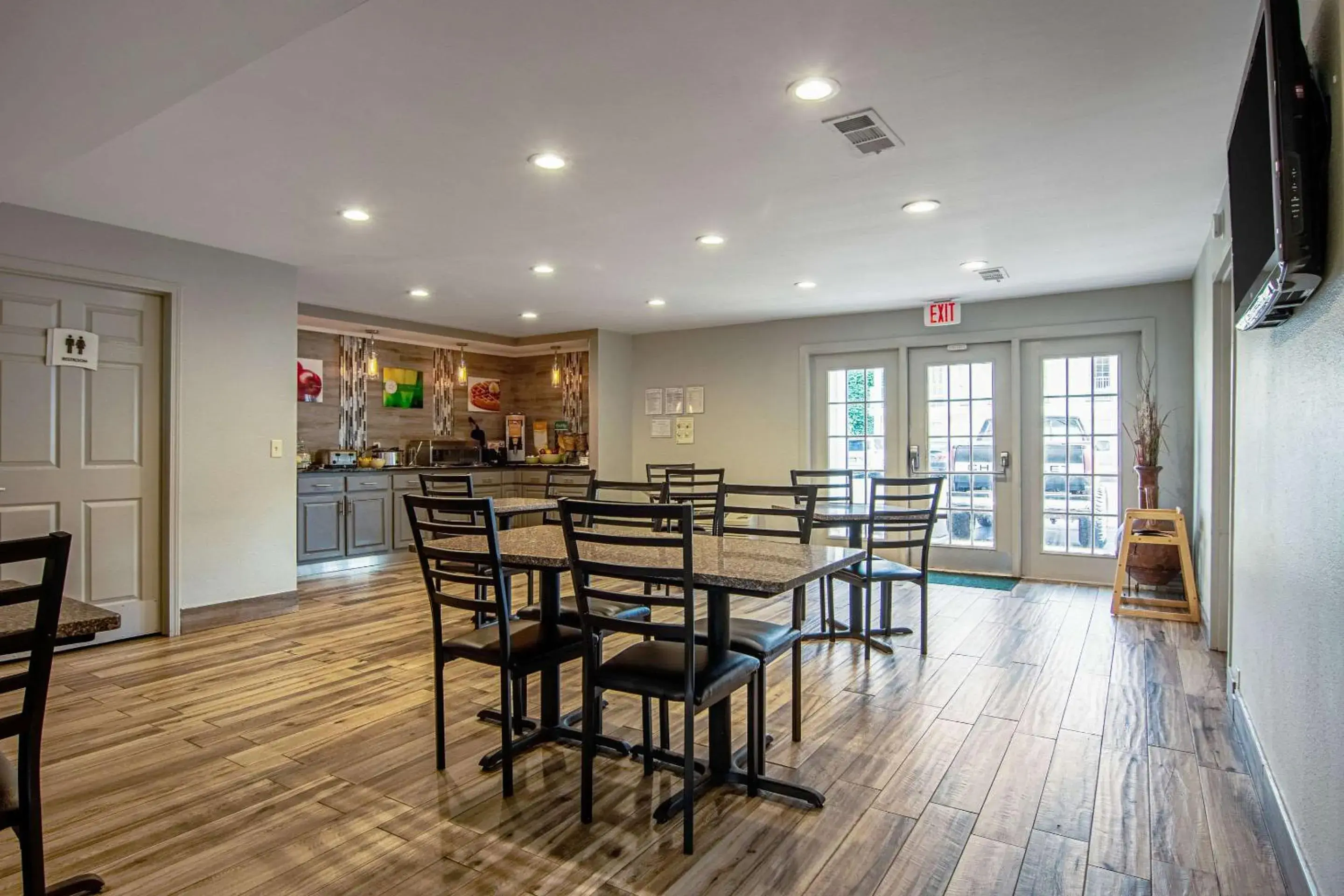 Breakfast in Quality Inn Lagrange East I-85 Breakfast in Quality Inn Lagrange East I-85