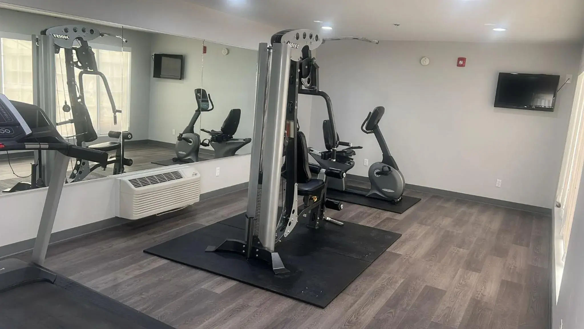 Fitness centre/facilities in Quality Inn Rome South Fitness centre/facilities in Quality Inn Rome South