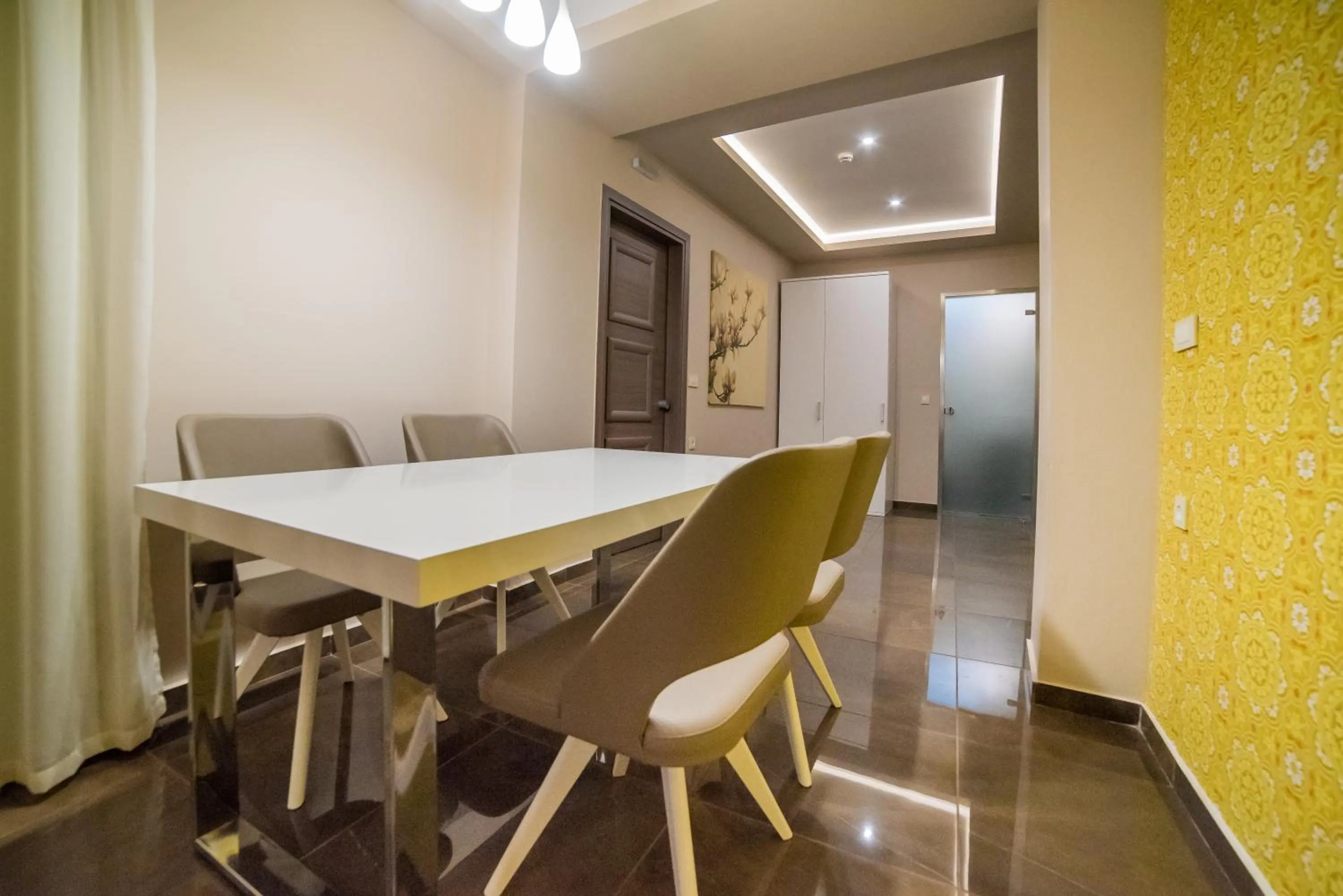 Dining area in Koukounaria Hotel & Suites