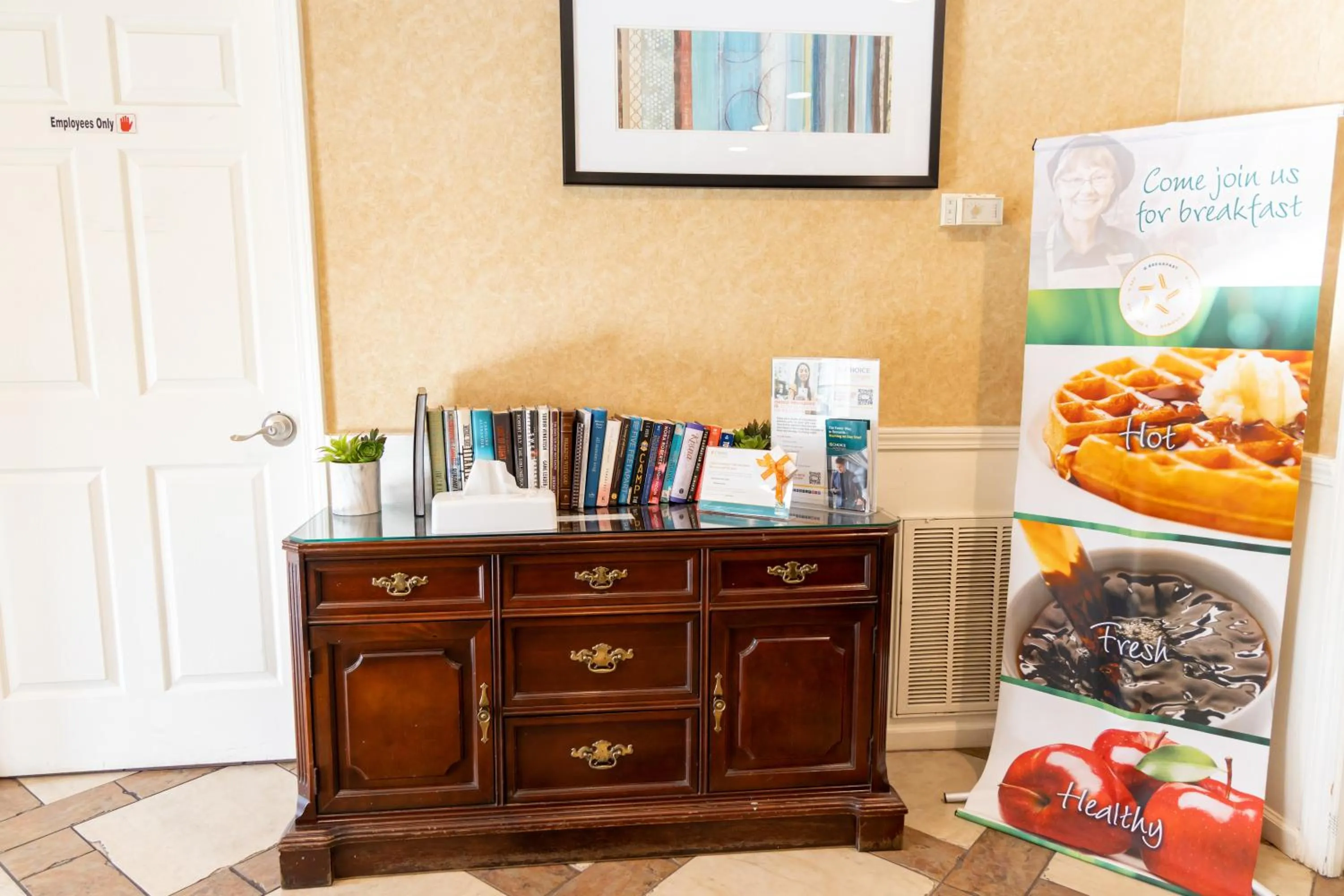 Lobby or reception in Quality Inn Carrollton Medical Center