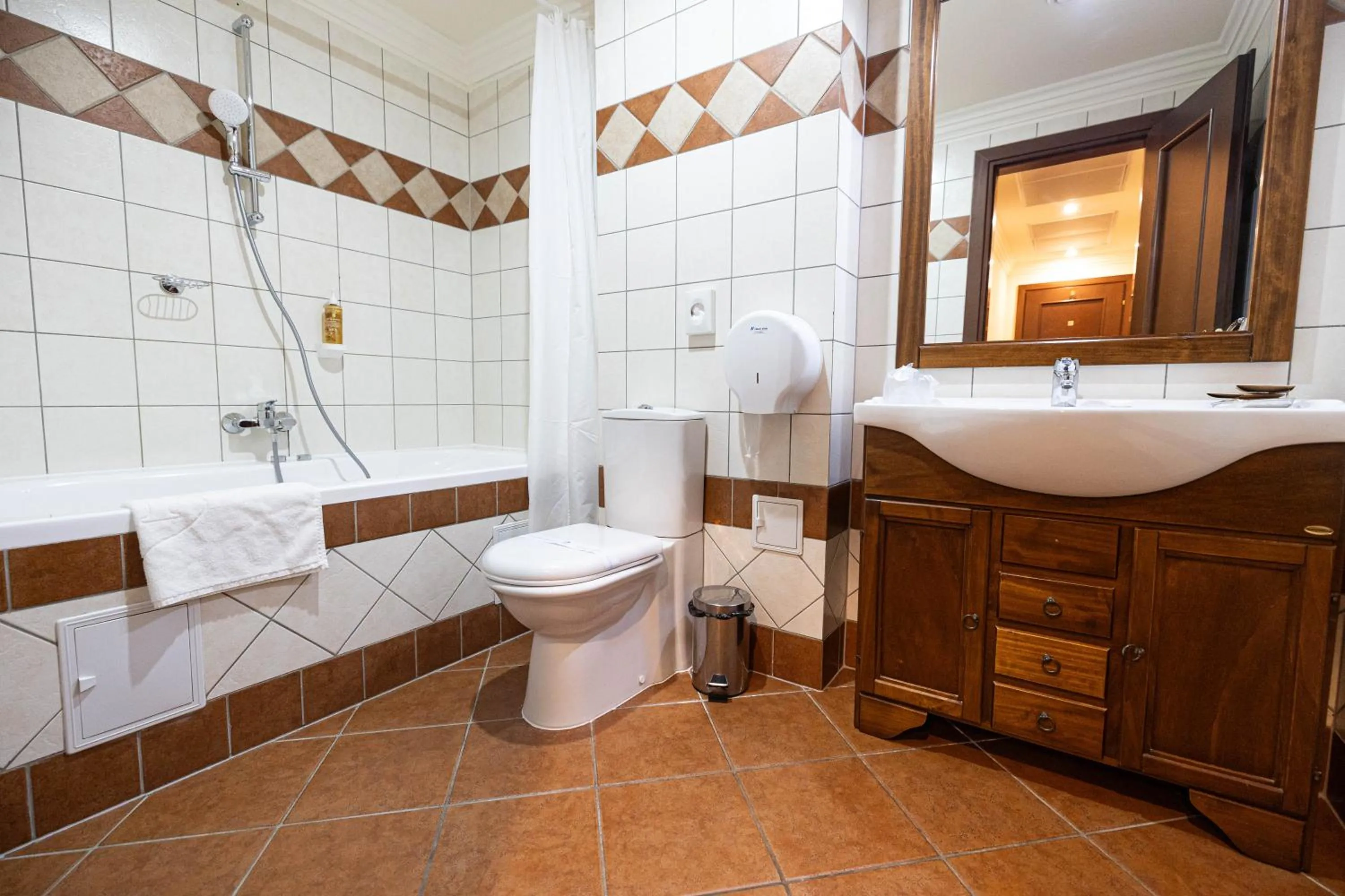 Toilet in Casa del Sole Boutique Hotel Timisoara