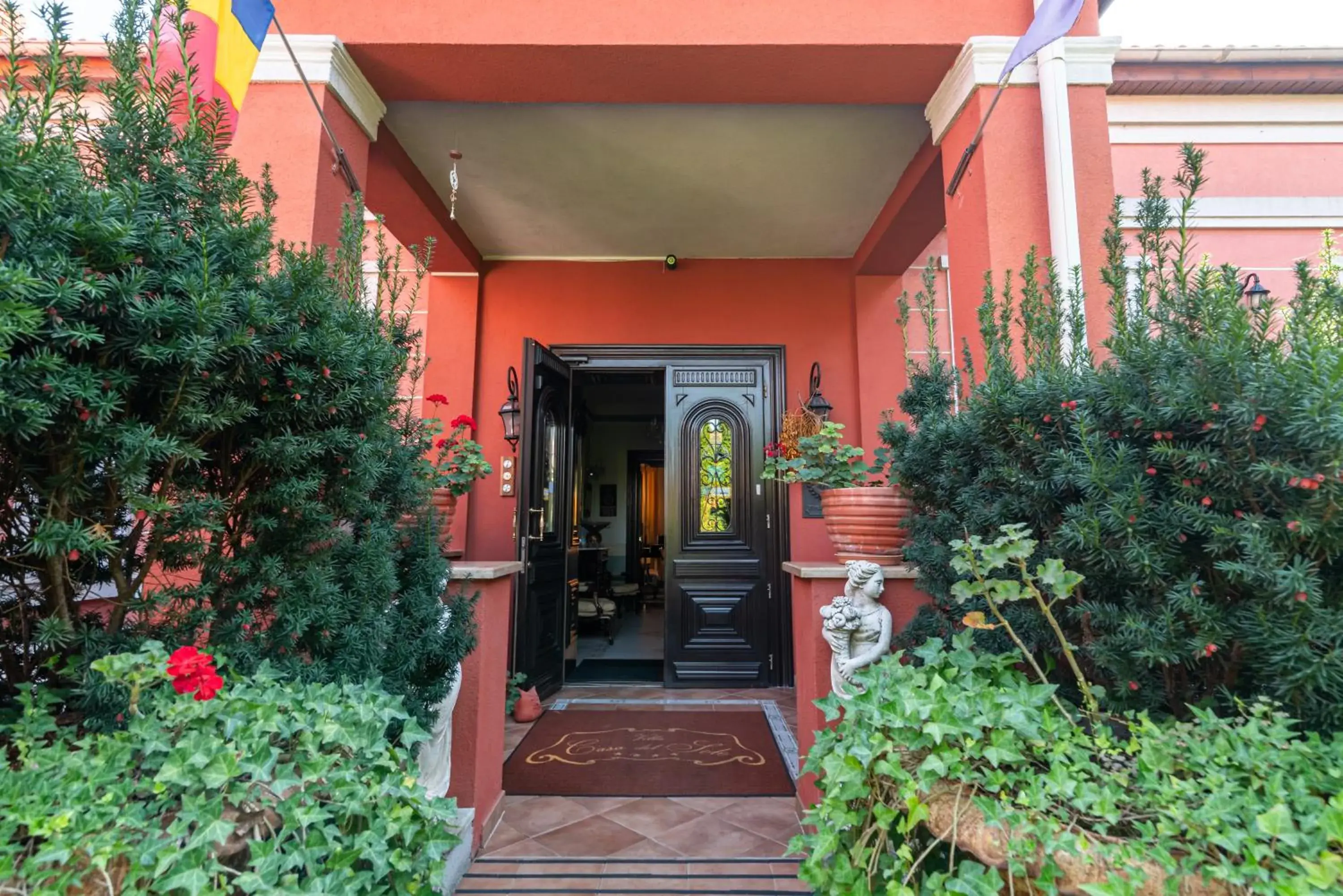 Facade/entrance in Casa del Sole Boutique Hotel Timisoara Facade/entrance in Casa del Sole Boutique Hotel Timisoara