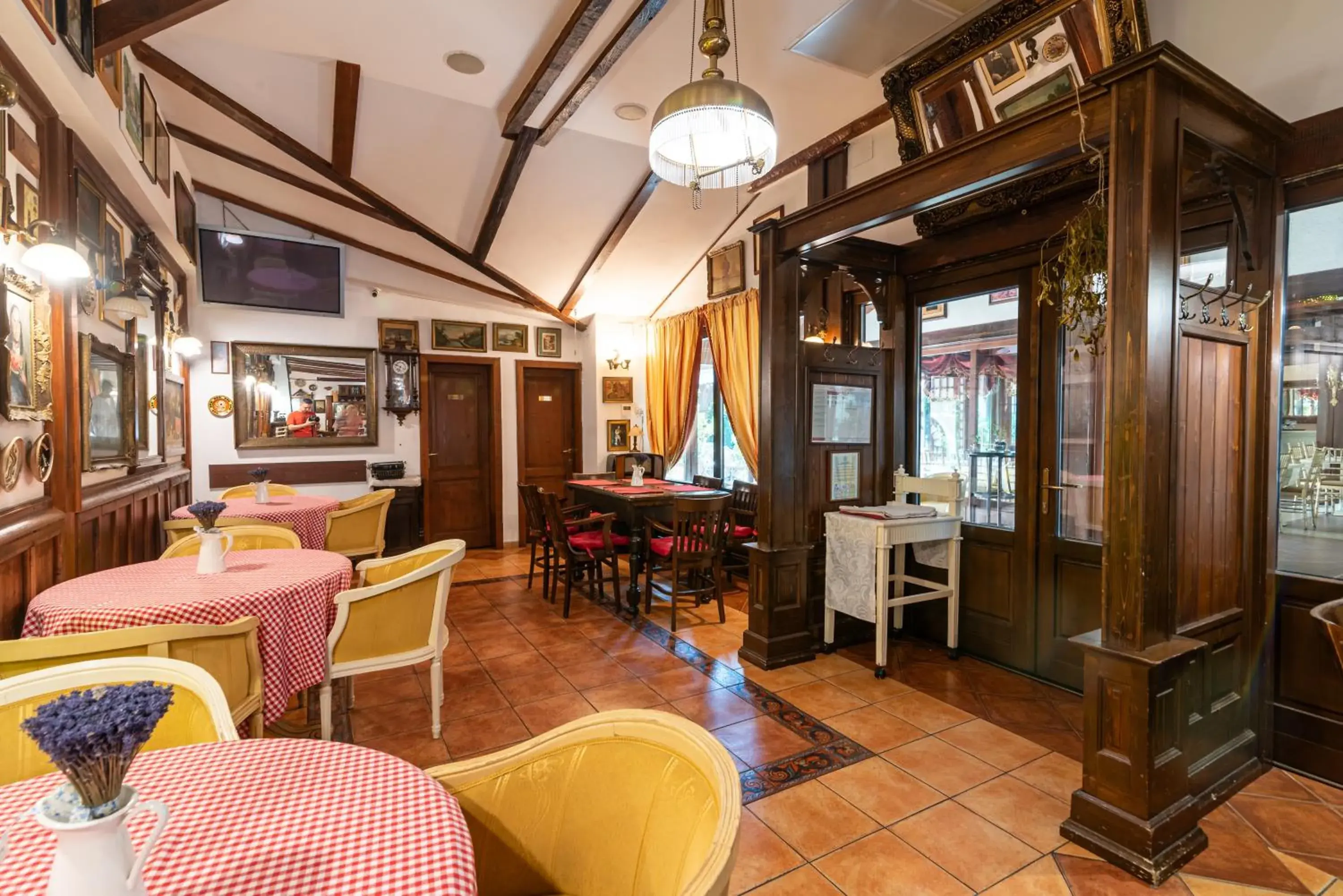 Restaurant/places to eat in Casa del Sole Boutique Hotel Timisoara Restaurant/places to eat in Casa del Sole Boutique Hotel Timisoara